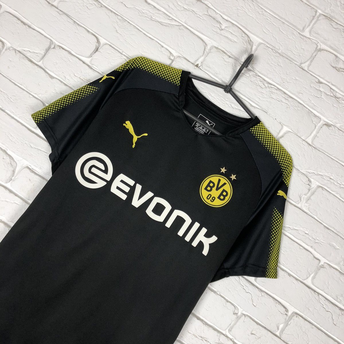 Puma Borussia Dortmund 2017 2018 away soccer jersey Size US L / EU 52-54 / 3 - 2 Thumbnail