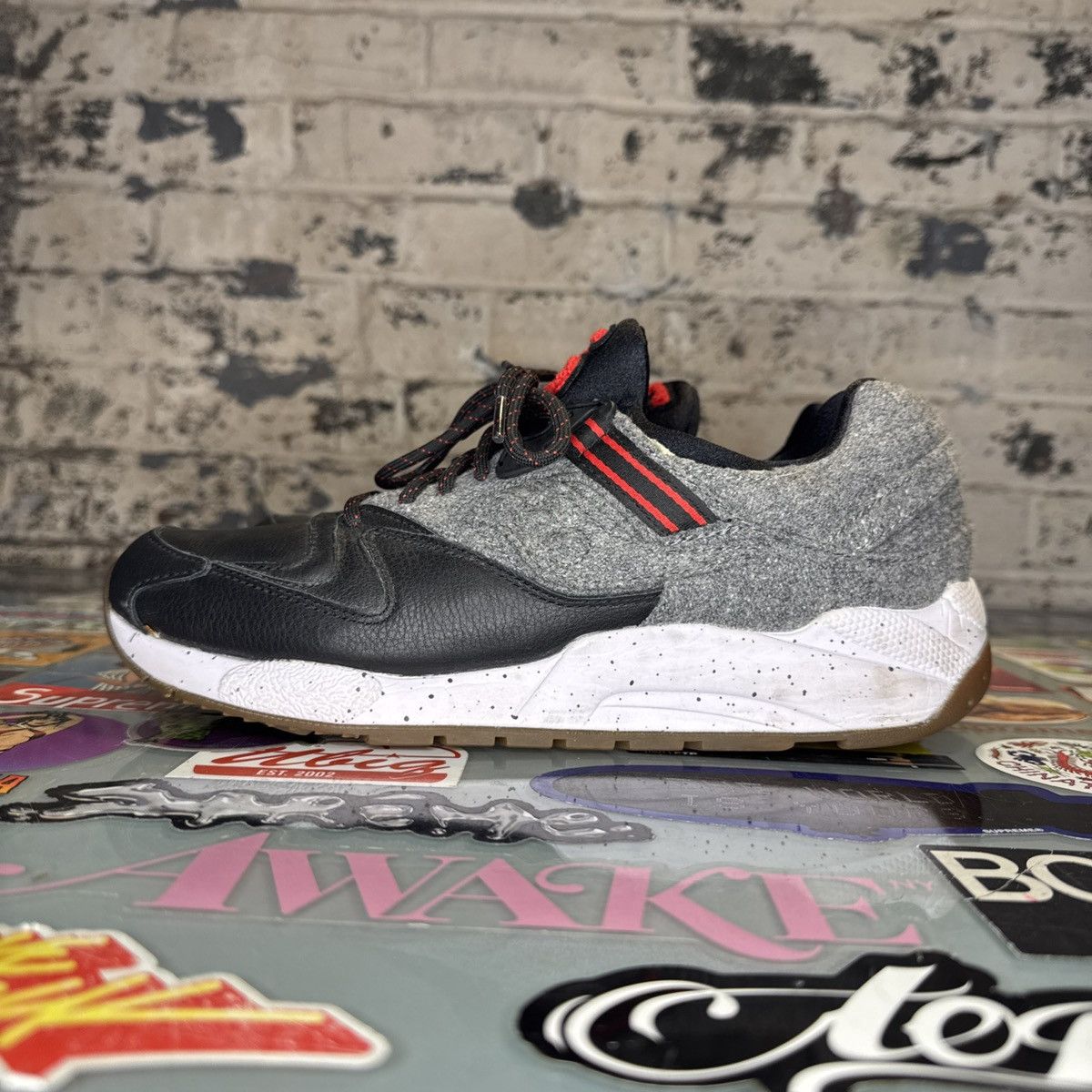 Saucony Saucony Grid 9000 Letterman Black Wool Sz 9.5 No Box Size US 9.5 / EU 42-43 - 1 Thumbnail