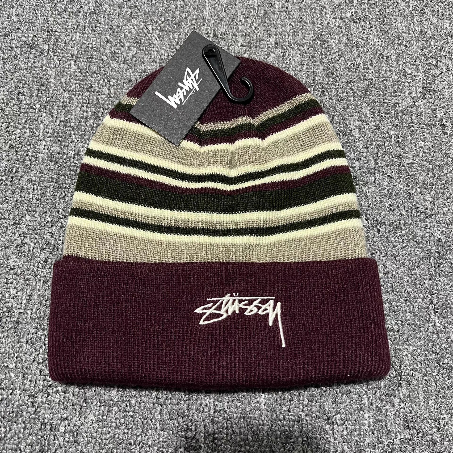Stussy Stüssy Contrast Stripe Embroidered Logo Knit Beanie Q7 Size ONE SIZE - 3 Thumbnail