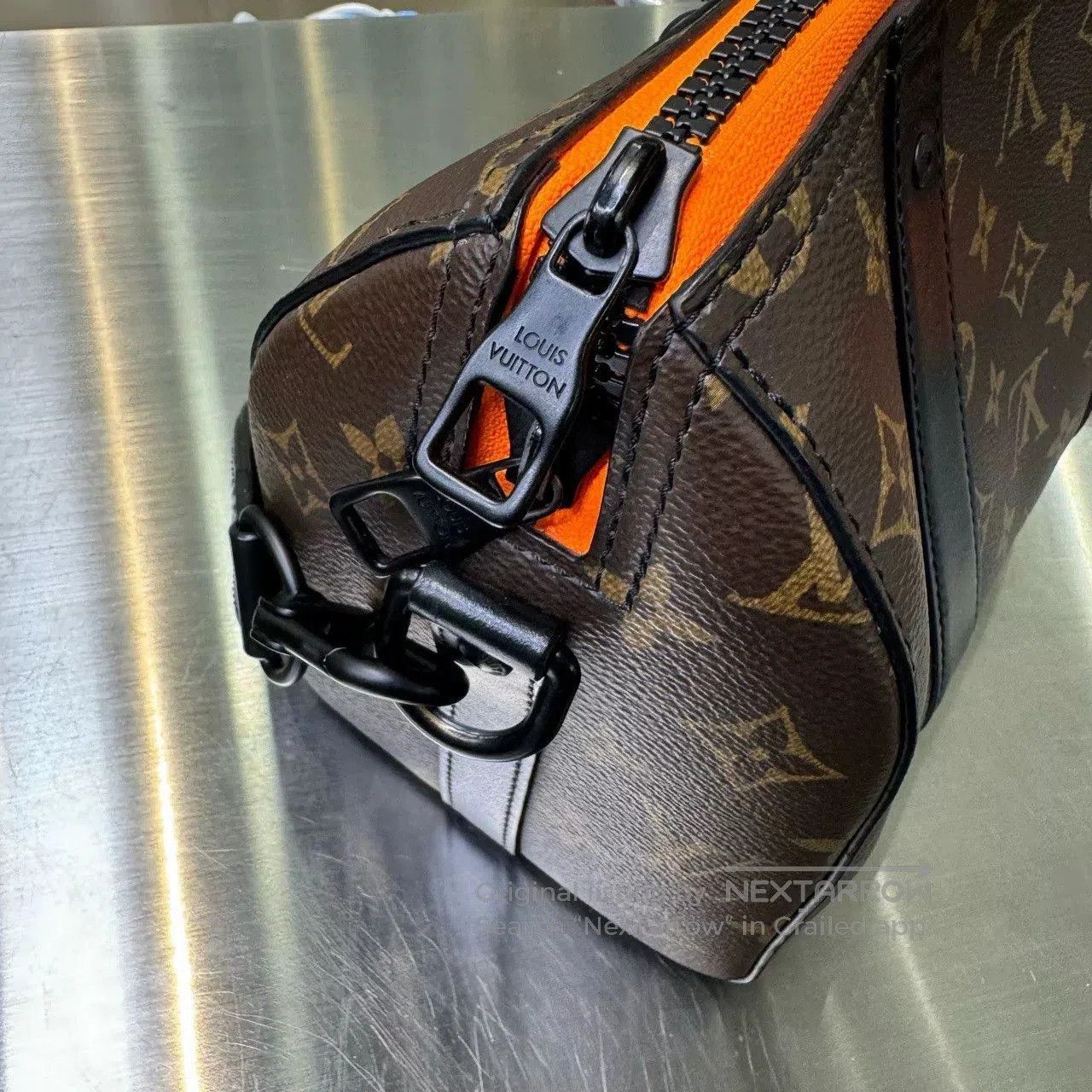 Louis Vuitton Louis Vuitton Keepall Zebra Crossbody Bag. Size ONE SIZE - 4 Thumbnail
