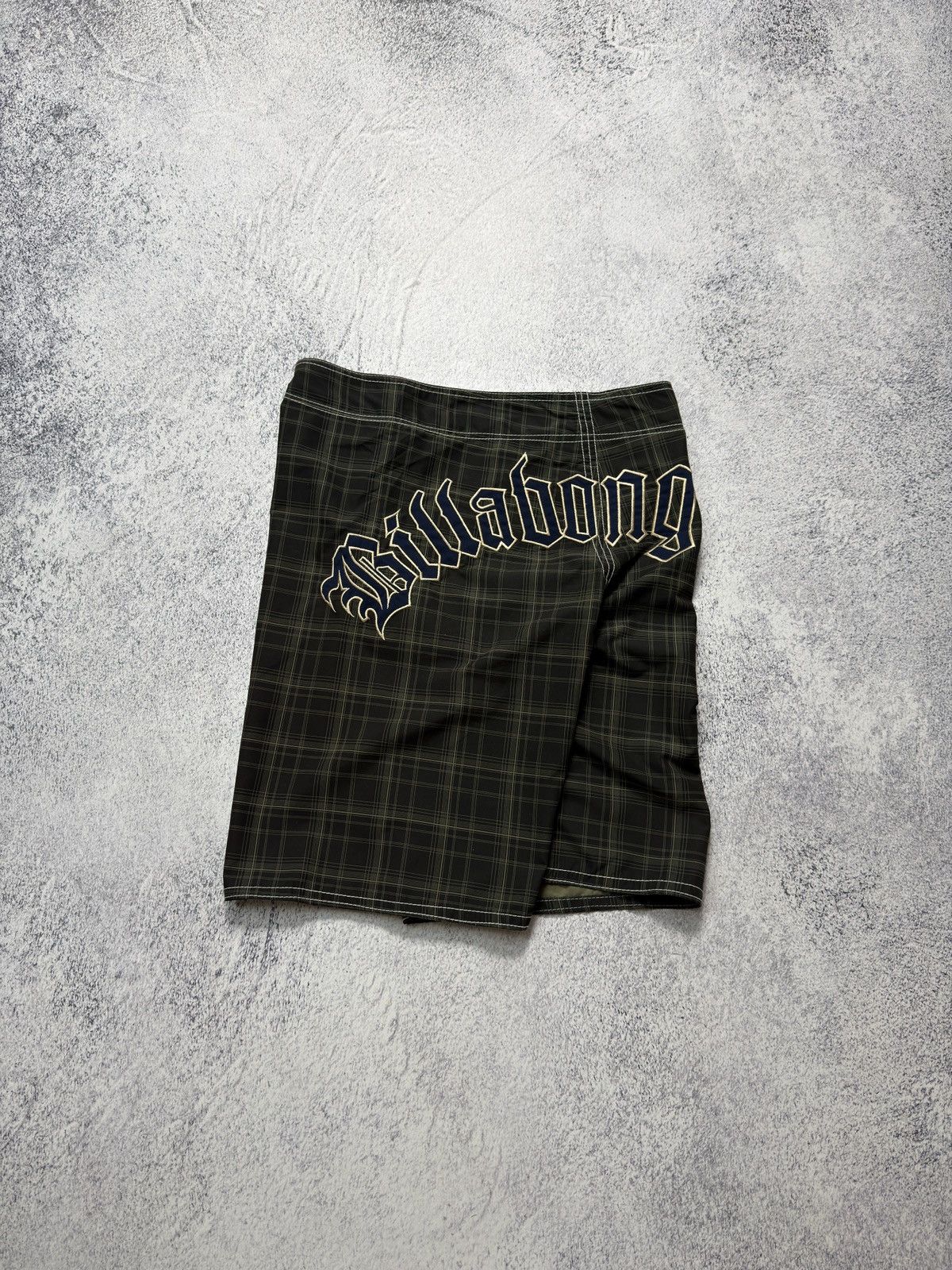 Billabong Vintage Y2K Billabong Surf Shorts Big Spellout Plaid Size US 34 / EU 50 - 3 Thumbnail
