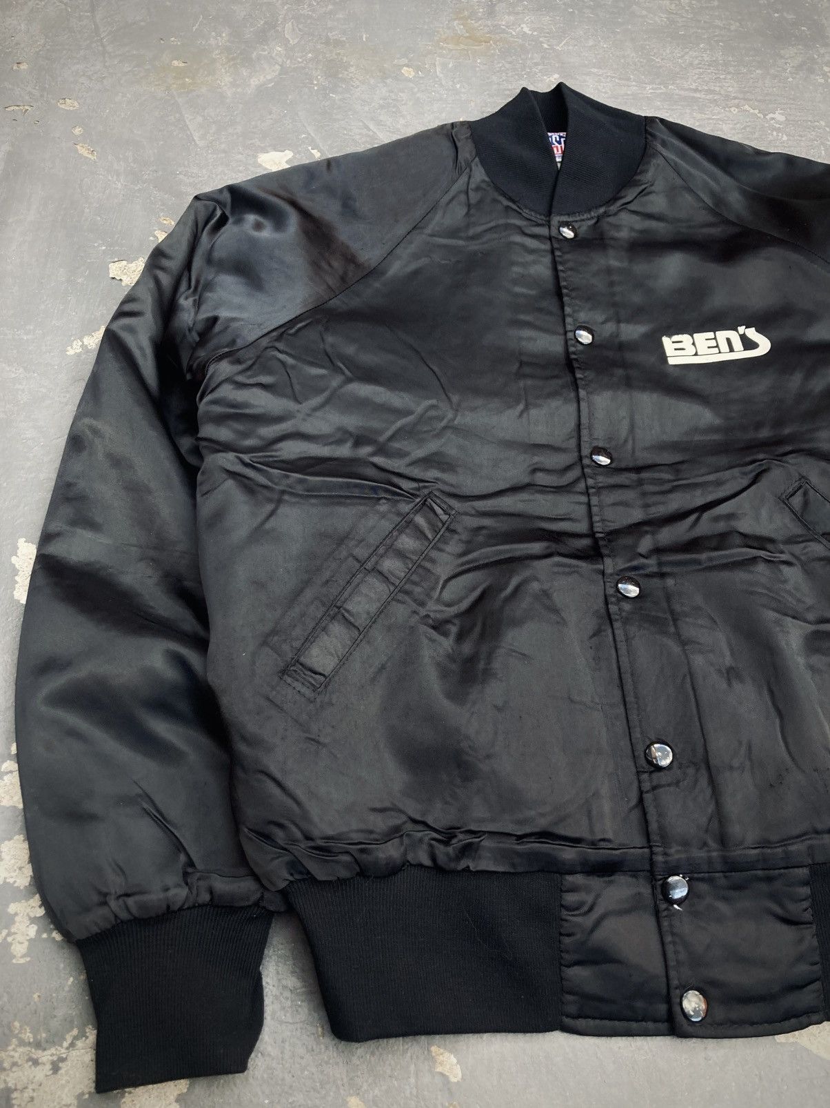 Other Vintage 80s United Sports Apparel Satin Bomber Jacket Size US M / EU 48-50 / 2 - 3 Thumbnail