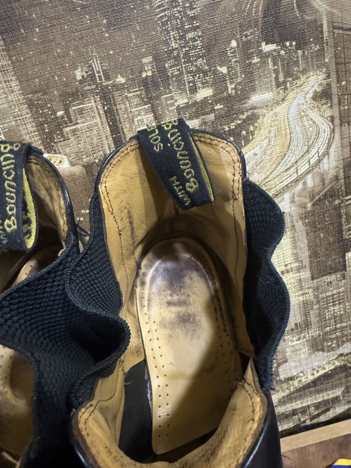 Dr. Martens Dr Martenes 2976 Chelsea Made in ENGLAND Size 12 Size US 12 / EU 45 - 17 Thumbnail