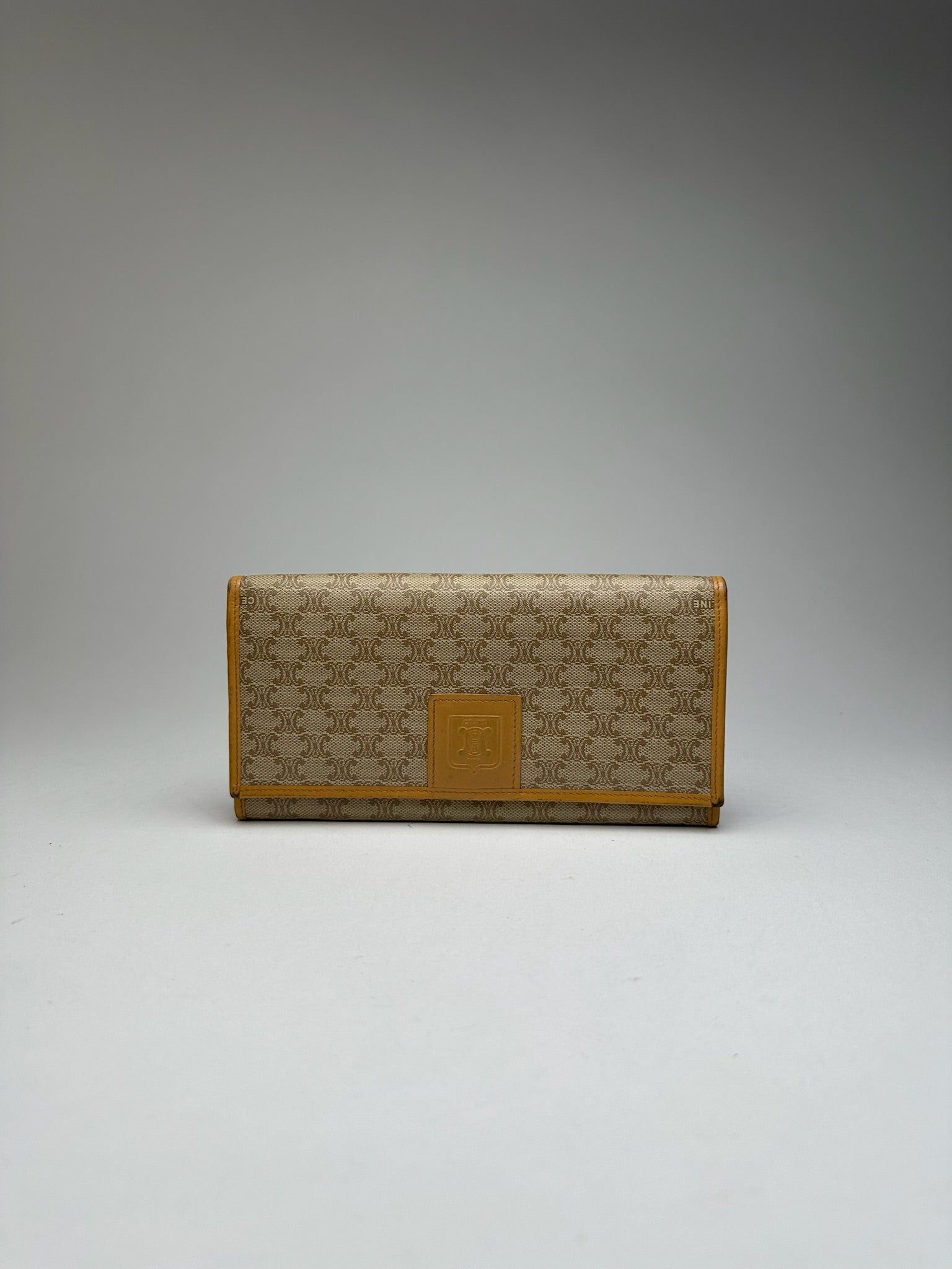Celine Vintage Triomphe Monogramm Leather wallet beige Brown Size ONE SIZE - 1 Thumbnail
