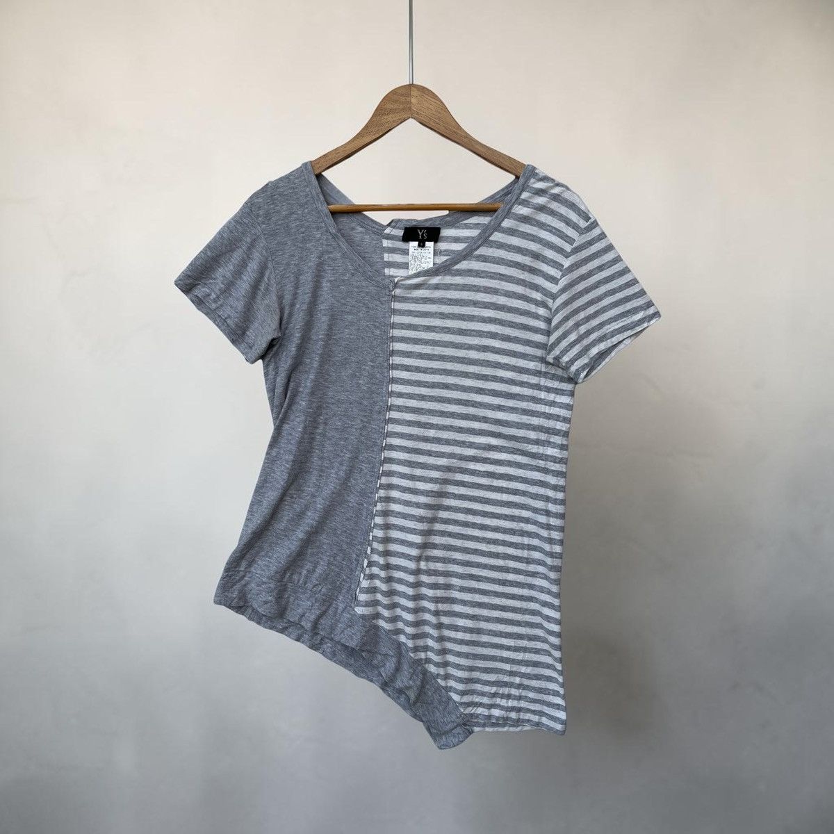 Yohji Yamamoto 🔥Vintage Y's by Yohji Yamamoto Asymmetrical Striped T-shirt Size S / US 4 / IT 40 - 1 Thumbnail