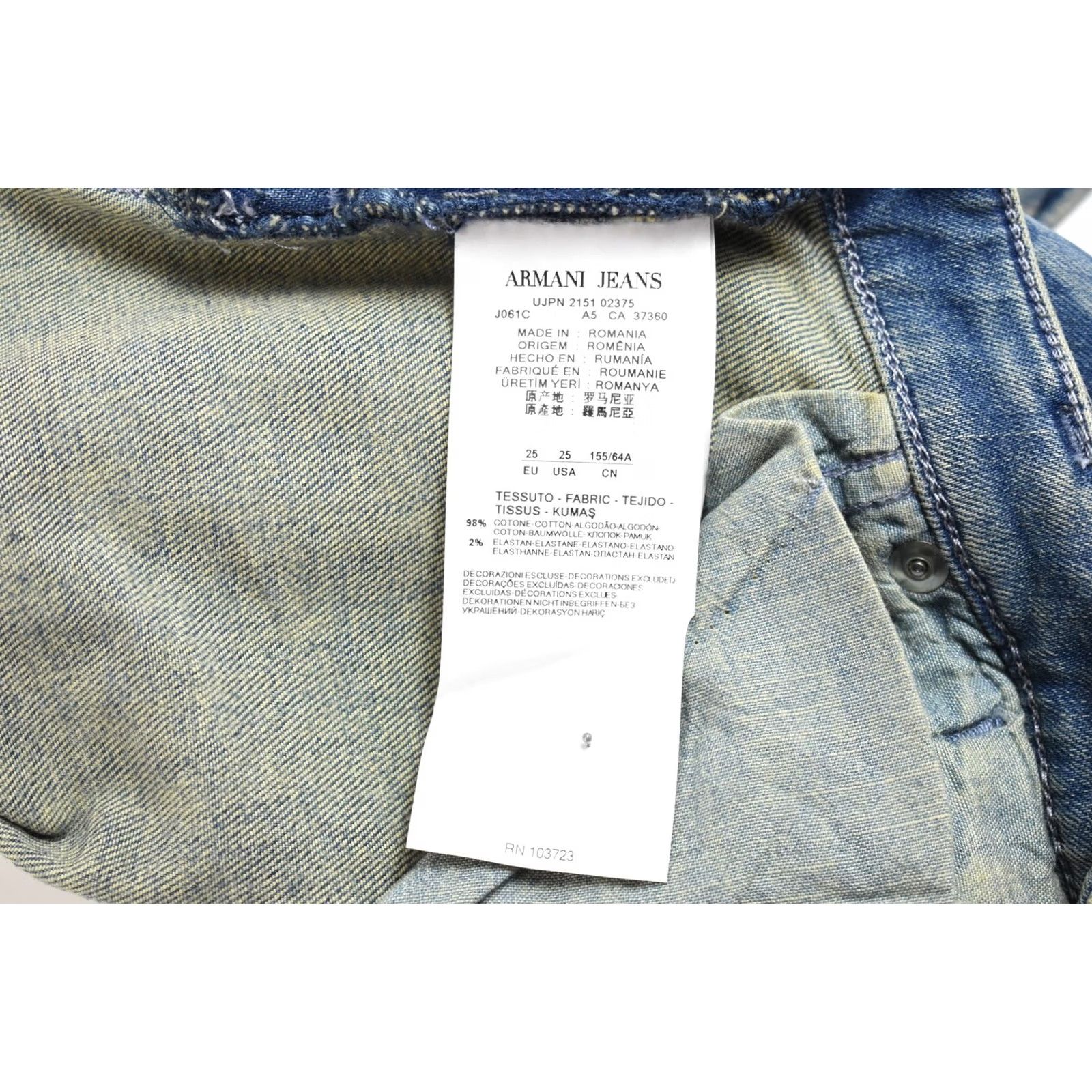 Vintage Armani Jeans J06 Skinny Fit Jeans Women's W25 Zip Fly Denim Jeans Blue Skinny Womens W25 Zip Fly Armani Jeans J06 Skinny Fit Size 42" / US 20 - 5 Thumbnail