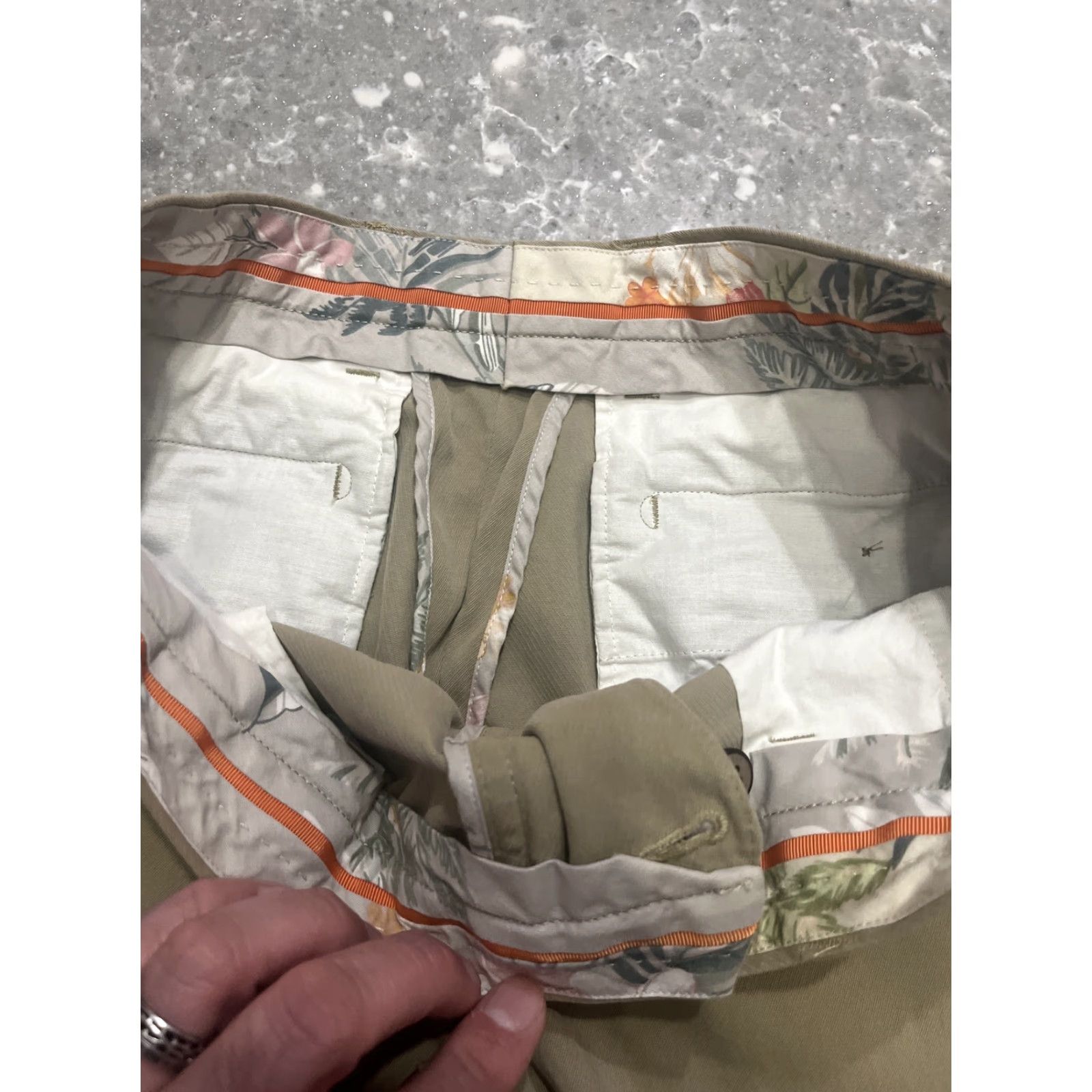 Tommy Bahama Tommy Bahama Pants Mens 34X32 Beige Khaki Silk Blend Chino Trouser Flat Front Flat Front Zip Pockets Straight Line Casual Workwear 34 32 Size US 34 / EU 50 - 3 Thumbnail