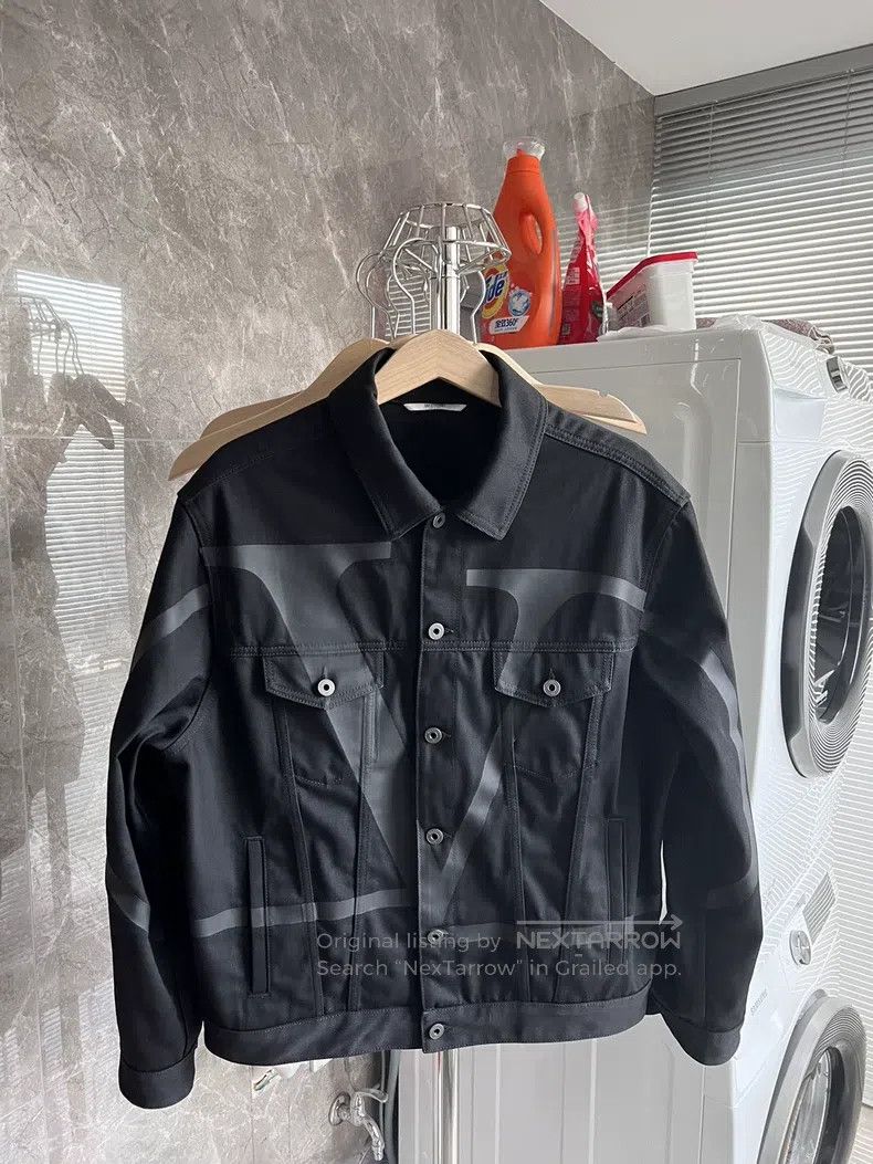 Valentino Valentino Big V denim jacket Size US M / EU 48-50 / 2 - 1 Thumbnail