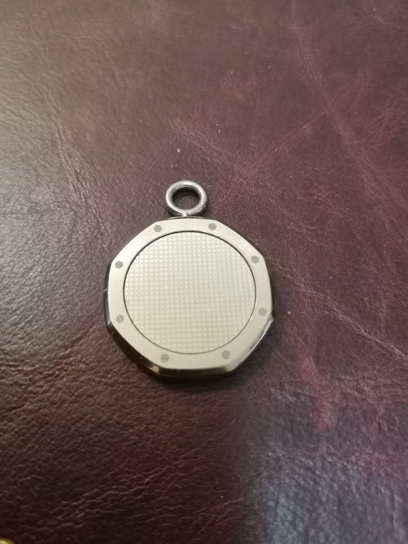 Audemars Piguet Audemar Piguet Le Brassus Key Ring Size ONE SIZE - 3 Thumbnail