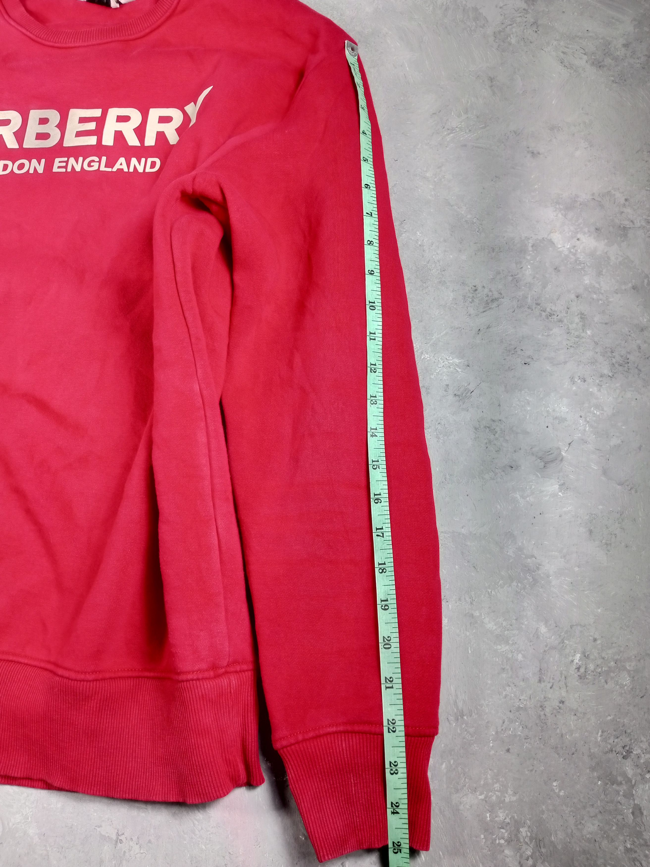 Burberry Vintage Faded Red Burberry Sweater Size US XXL / EU 58 / 5 - 7 Thumbnail