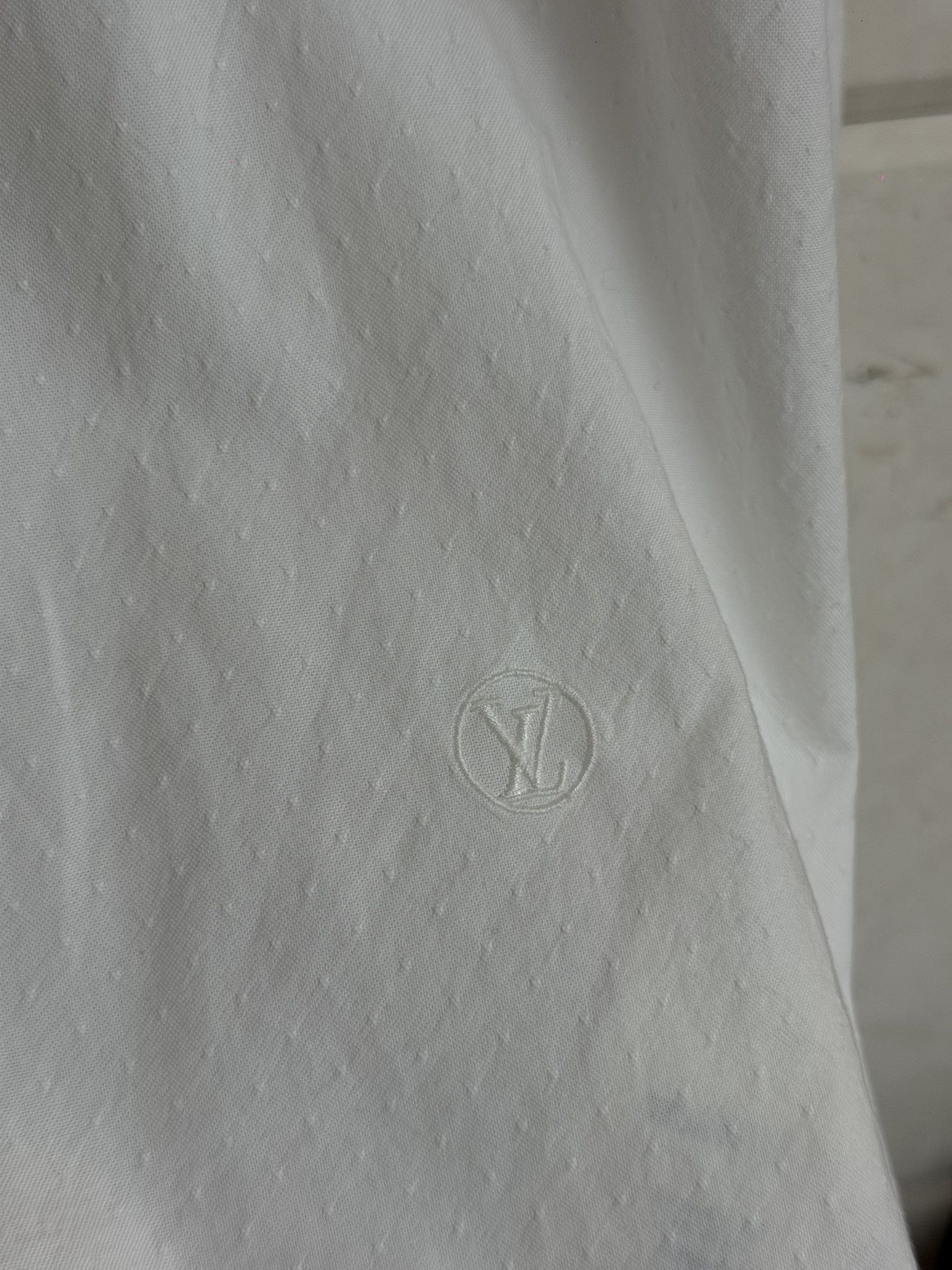 Louis Vuitton Louis Vuitton / Oxford Shirt White Regular Fit / 41 Size US M / EU 48-50 / 2 - 12 Thumbnail