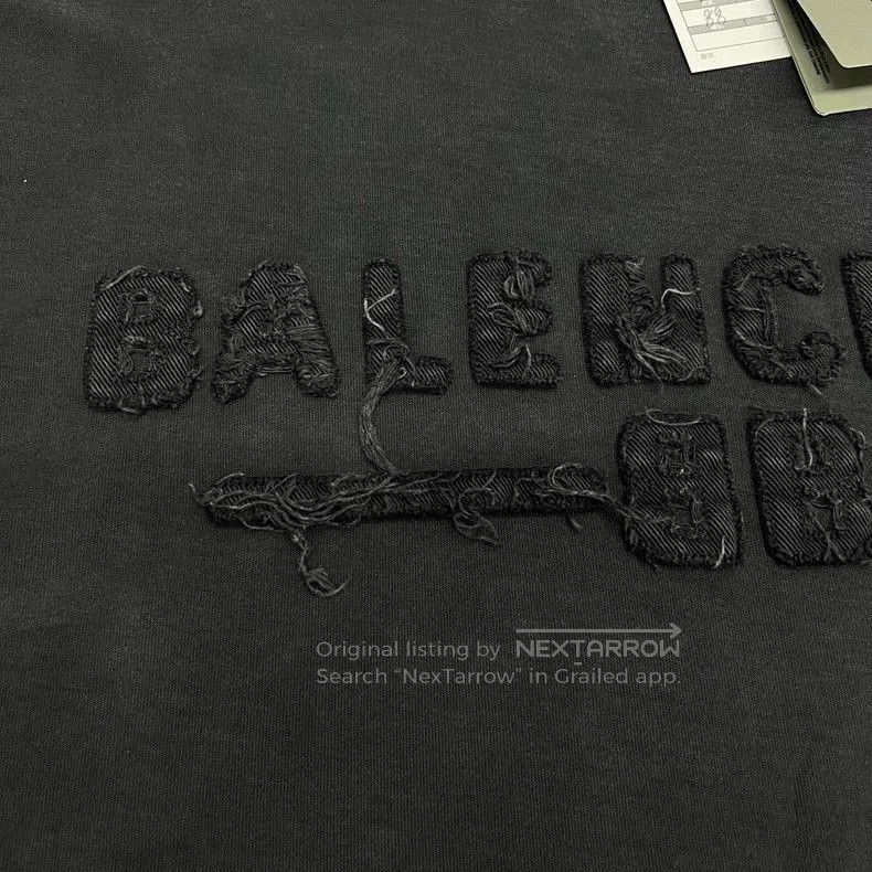 Balenciaga Balenciaga SS25 Distressed Logo Longsleeve. Size US L / EU 52-54 / 3 - 3 Thumbnail