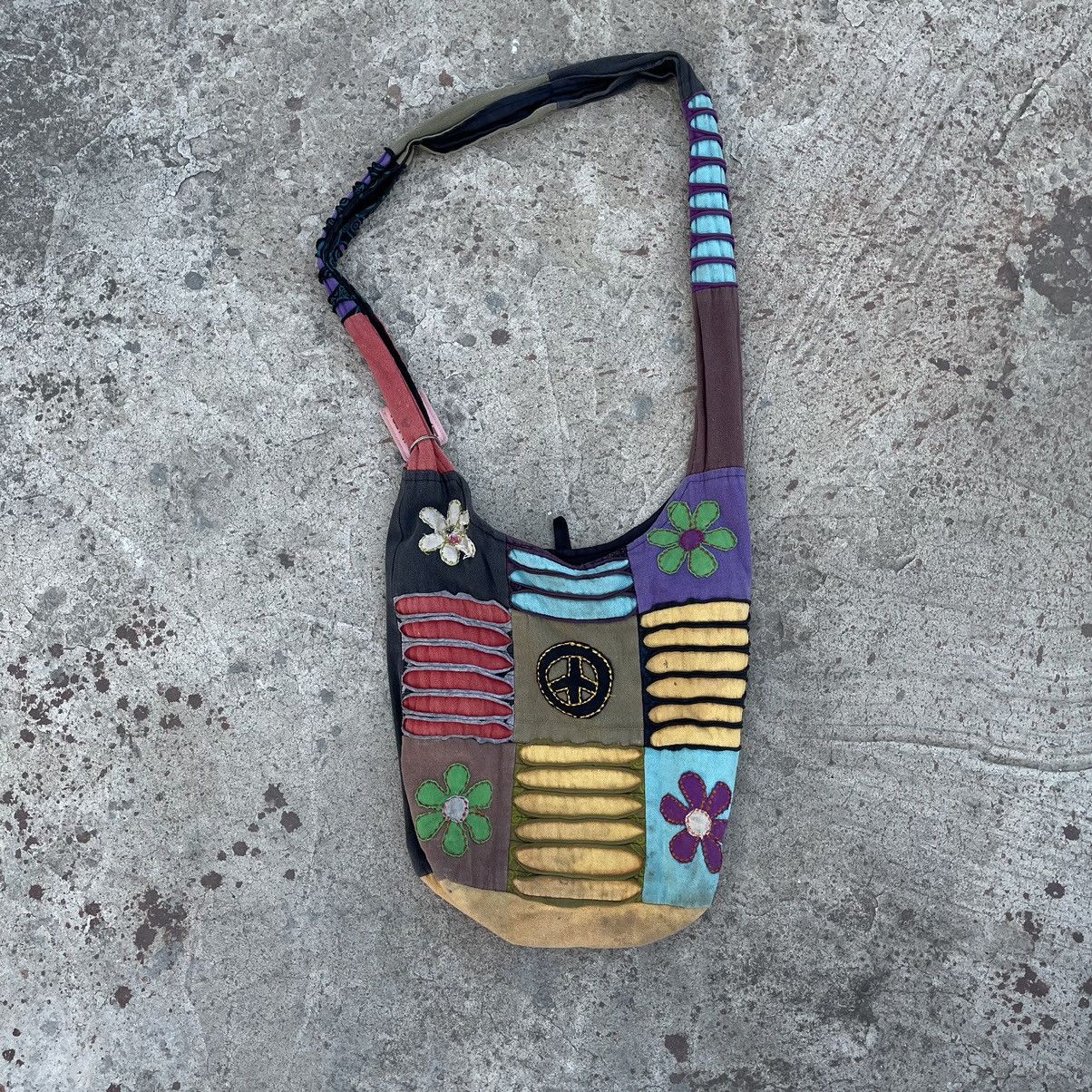 Japanese Brand × Vintage Vintage Japanese Brand Bag Crossbody 90s Hippy Y2K 90s USA Size ONE SIZE - 1 Thumbnail