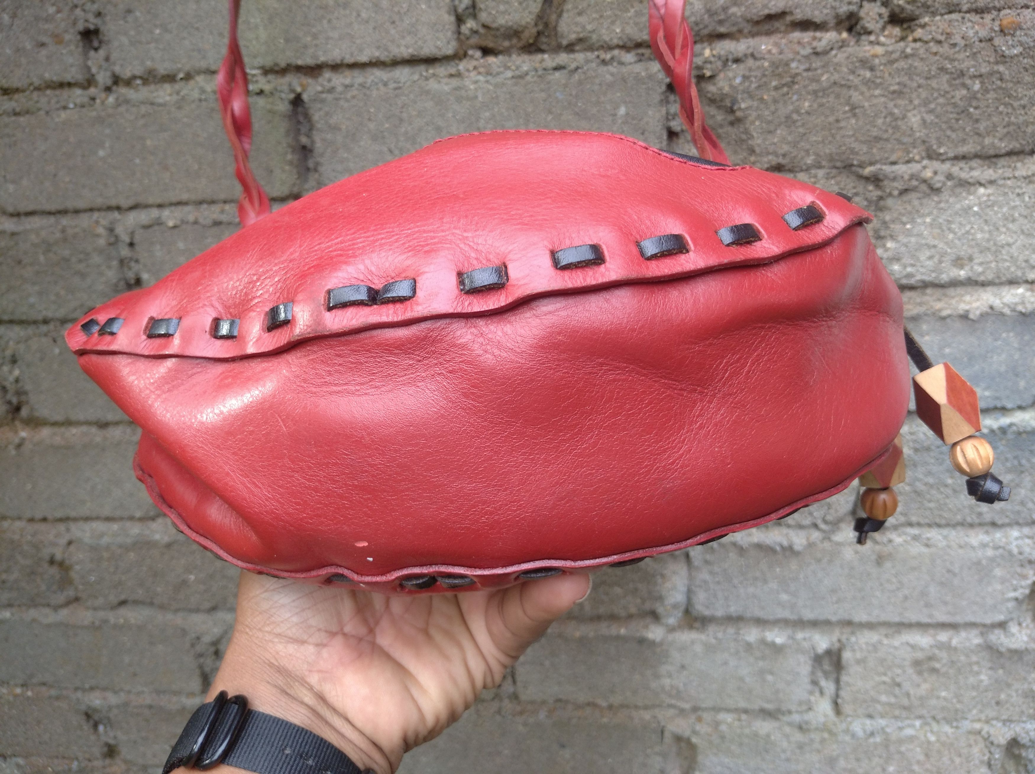 Leather Vintage leather sling bag handmade Size ONE SIZE - 2 Thumbnail