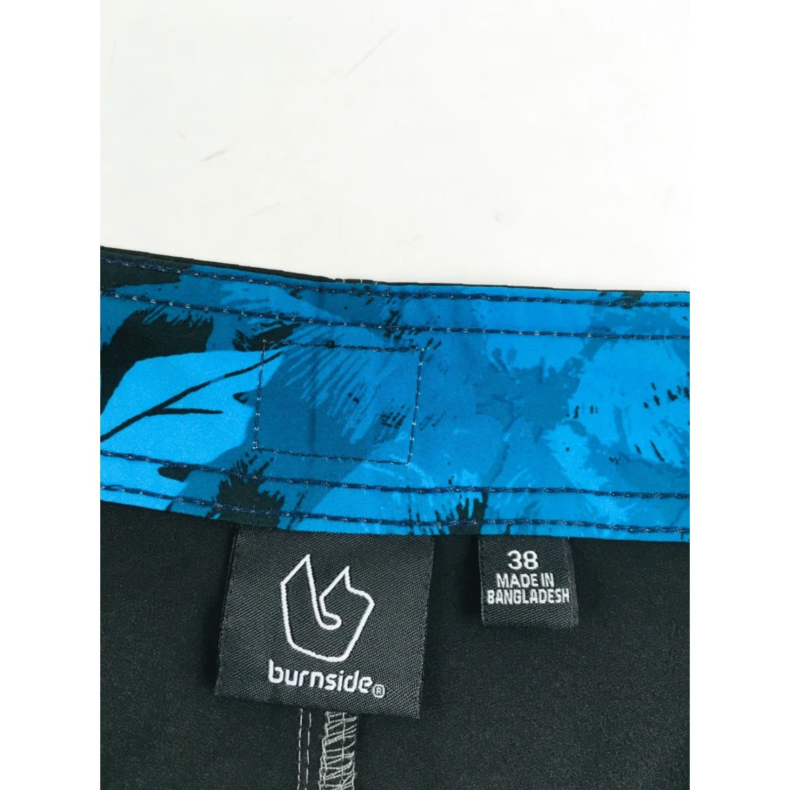 Burnside Burnside Board Shorts Men's 38 Solid Black Pocket Drawstring Flat Front Lifeguard Swim Bottoms Size US 38 / EU 54 - 7 Thumbnail
