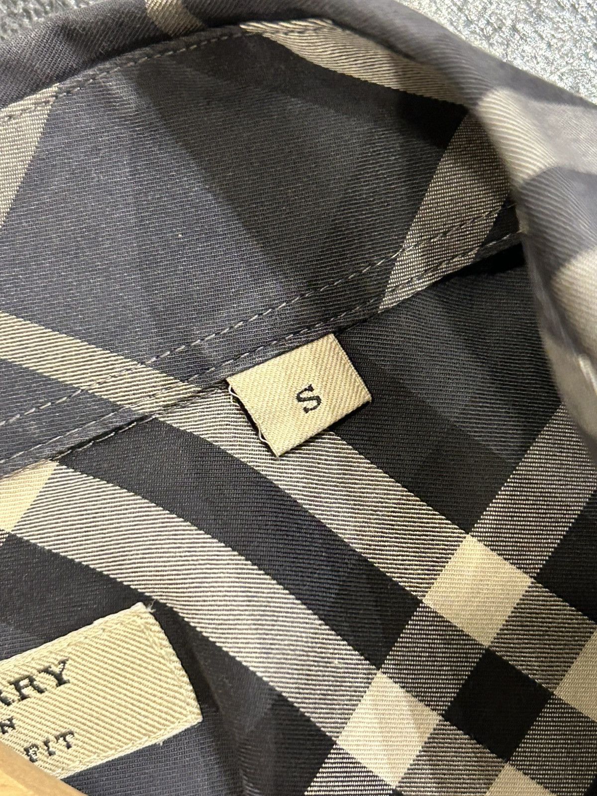 Burberry Burberry Plaid Button Down Shirt Size US S / EU 44-46 / 1 - 4 Thumbnail