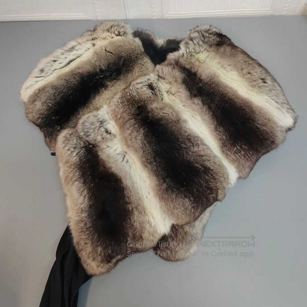 Fendi Fendi Gray Fur Scarf 90cm. Size ONE SIZE - 3 Thumbnail