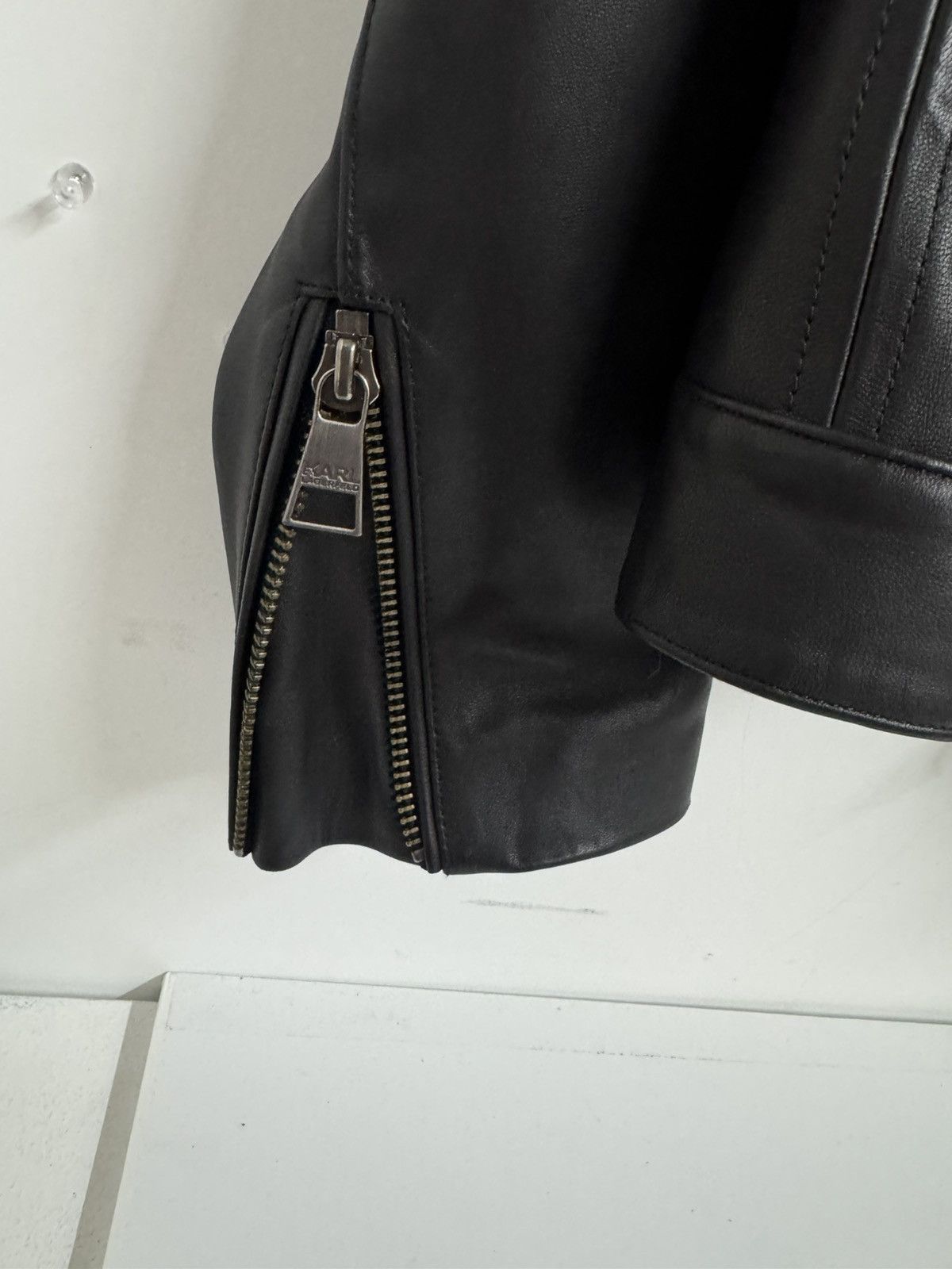 Karl Lagerfeld Karl Lagerfeld Black Leather Moto Jacket Size M Size US M / EU 48-50 / 2 - 9 Thumbnail
