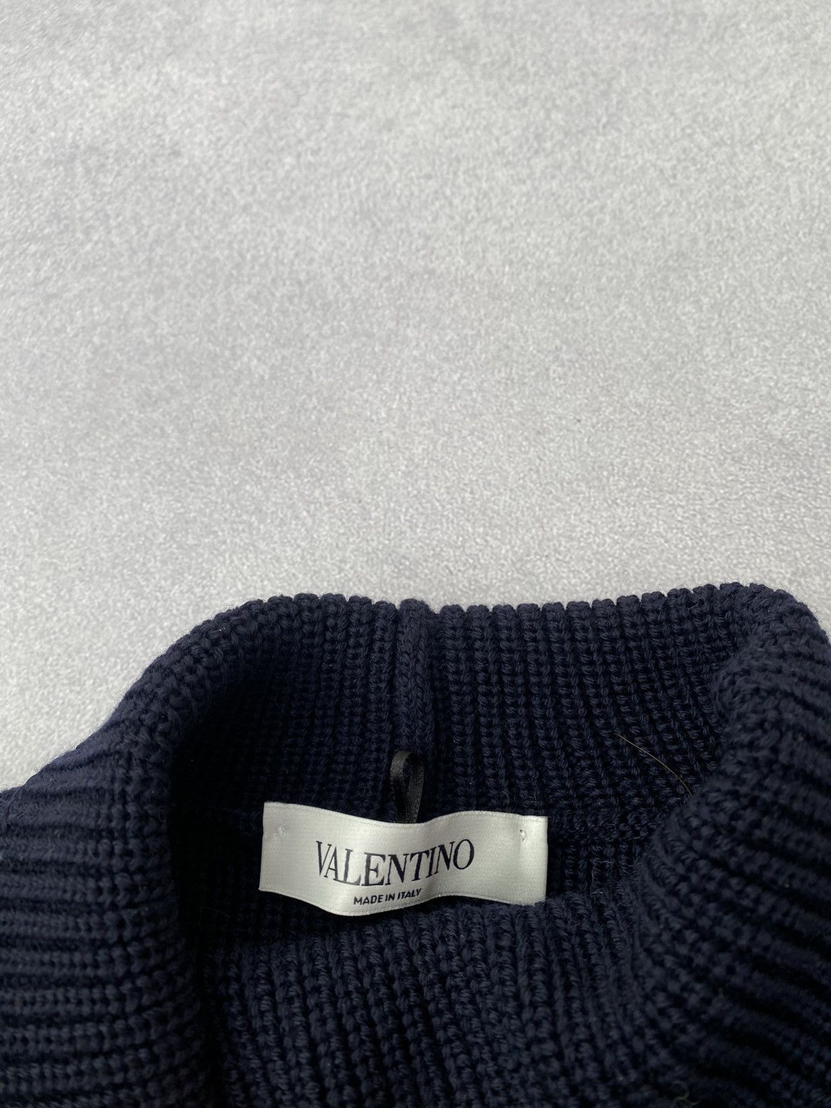 Designer × Valentino × Vintage Vintage Valentino Wool Women’s Jumper Size S / US 4 / IT 40 - 7 Thumbnail