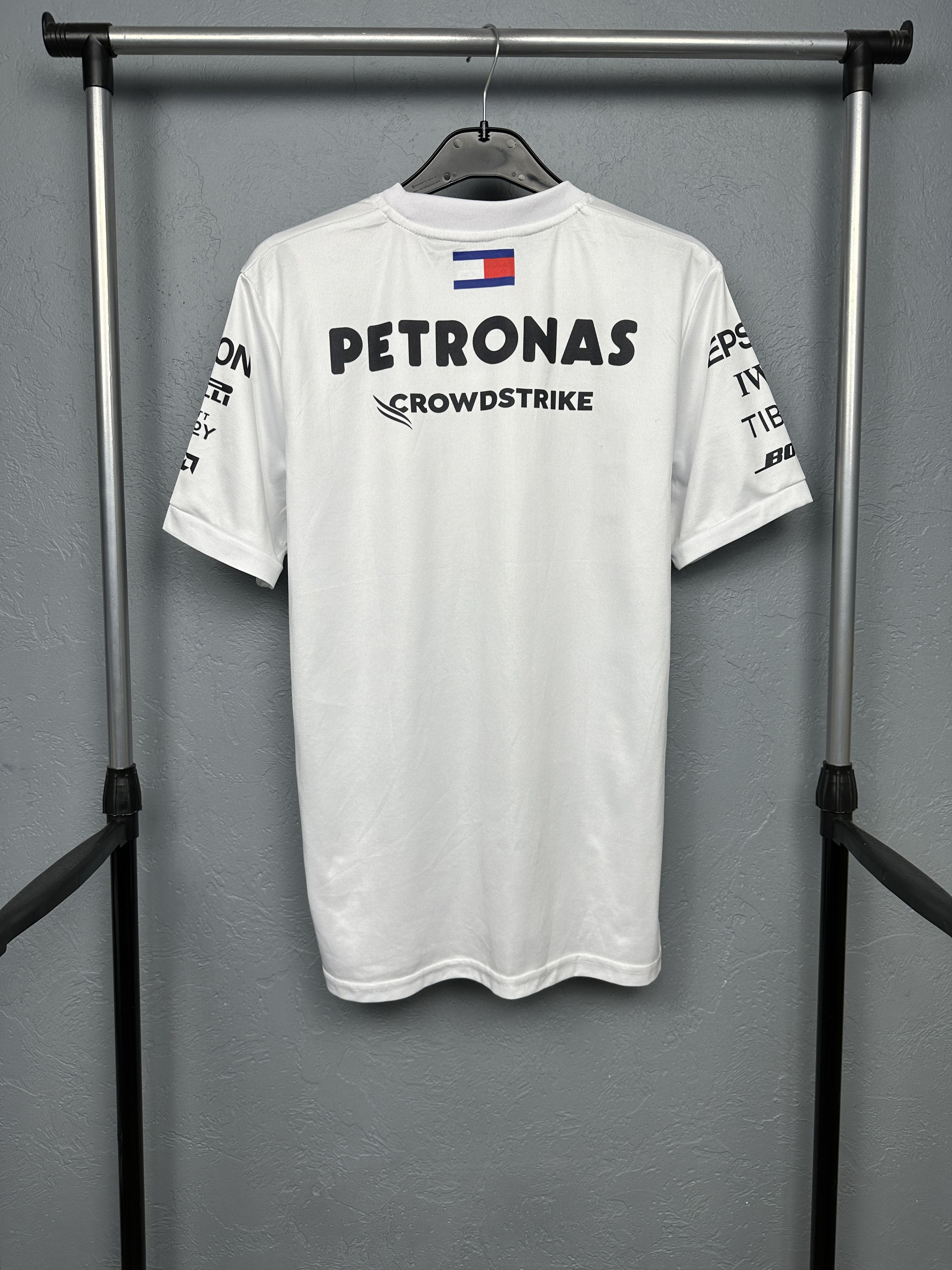 Mercedes-Benz Mercedes Benz Formula 1 Team Mens T-Shirt Tee Size US XXL / EU 58 / 5 - 6 Thumbnail