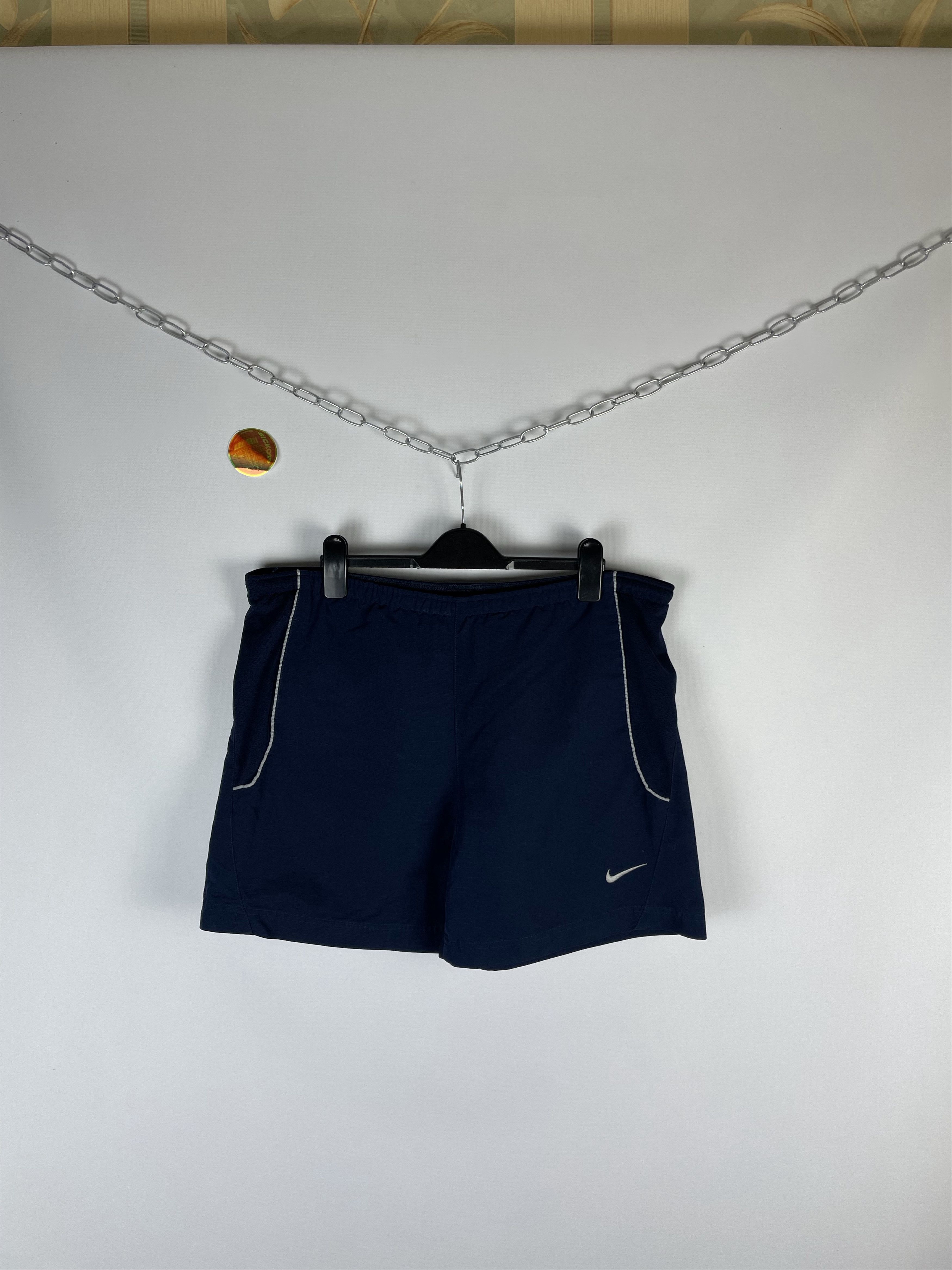 Nike Vintage Nike Shorts Y2k Size US 32 / EU 48 - 1 Thumbnail