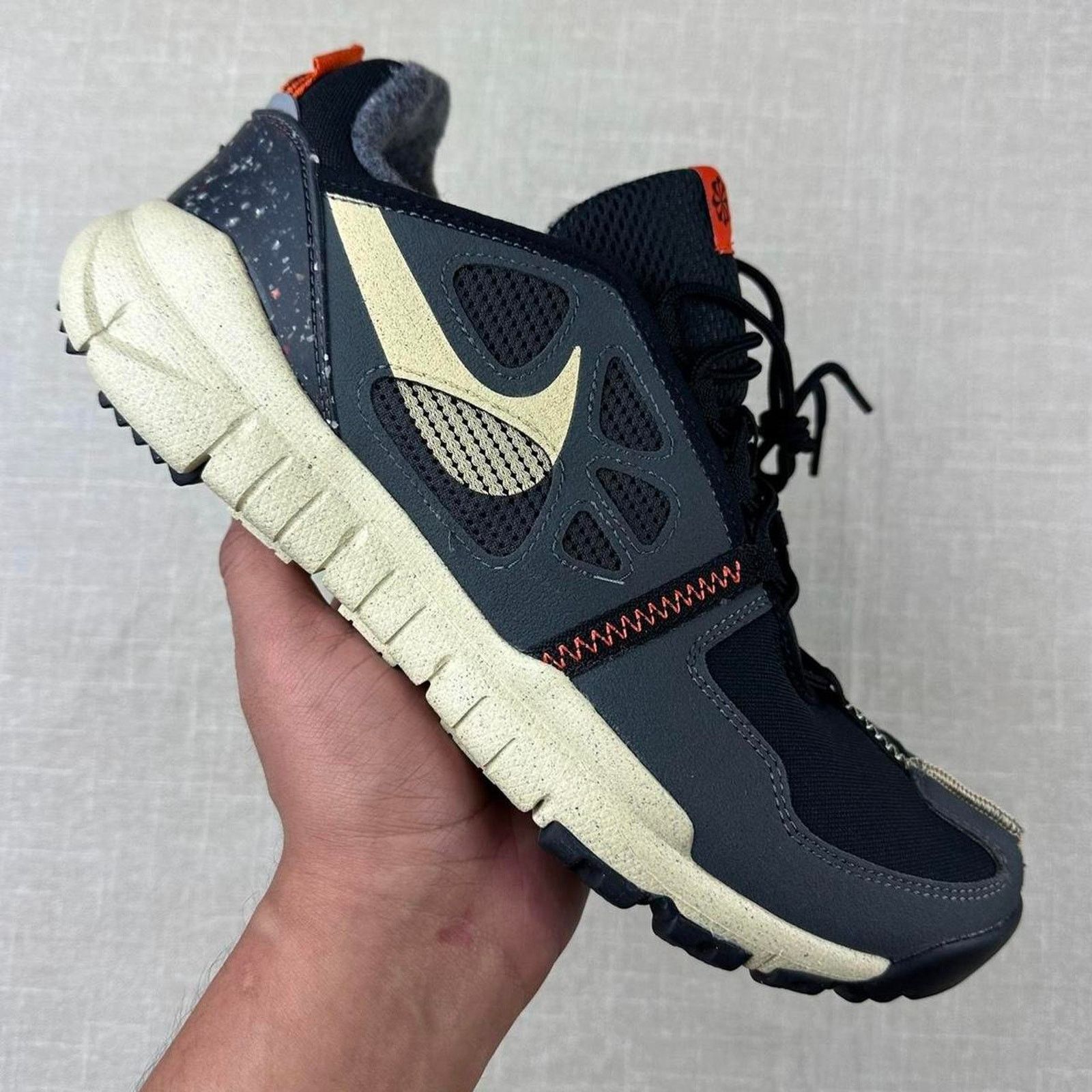Nike Nike Free Terra Vista “Black Canvas" Men 10 Size US 10 / EU 43 - 1 Thumbnail