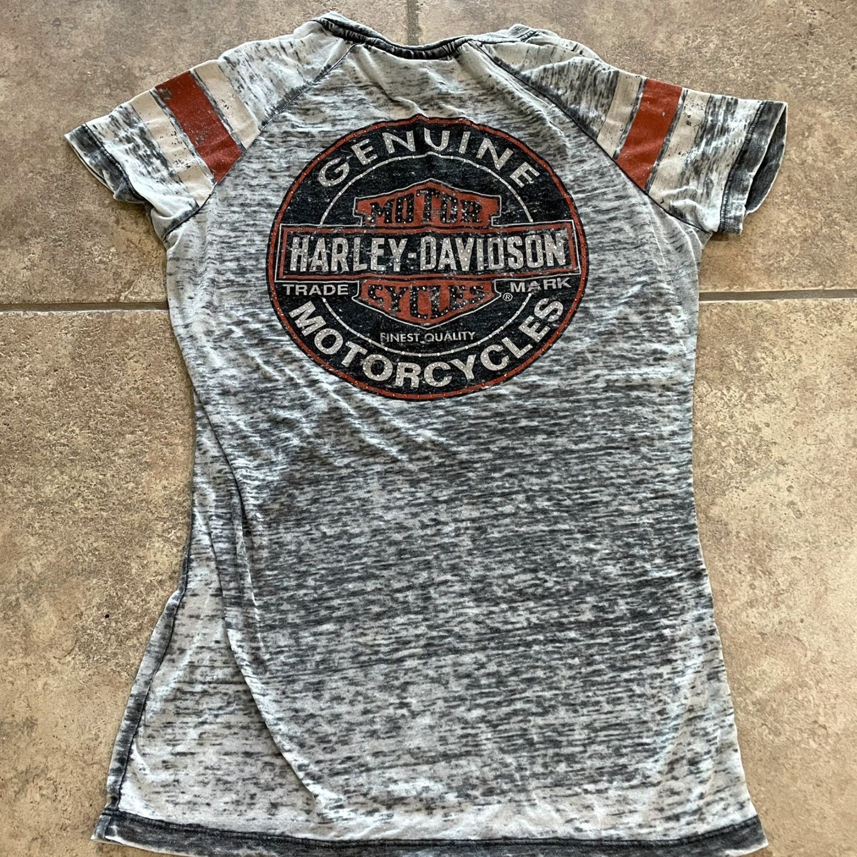 Harley Davidson Harley-Davidson Gray V-Neck Graphic Tee Womens Size M Shirt Mens? Size M / US 6-8 / IT 42-44 - 5 Thumbnail