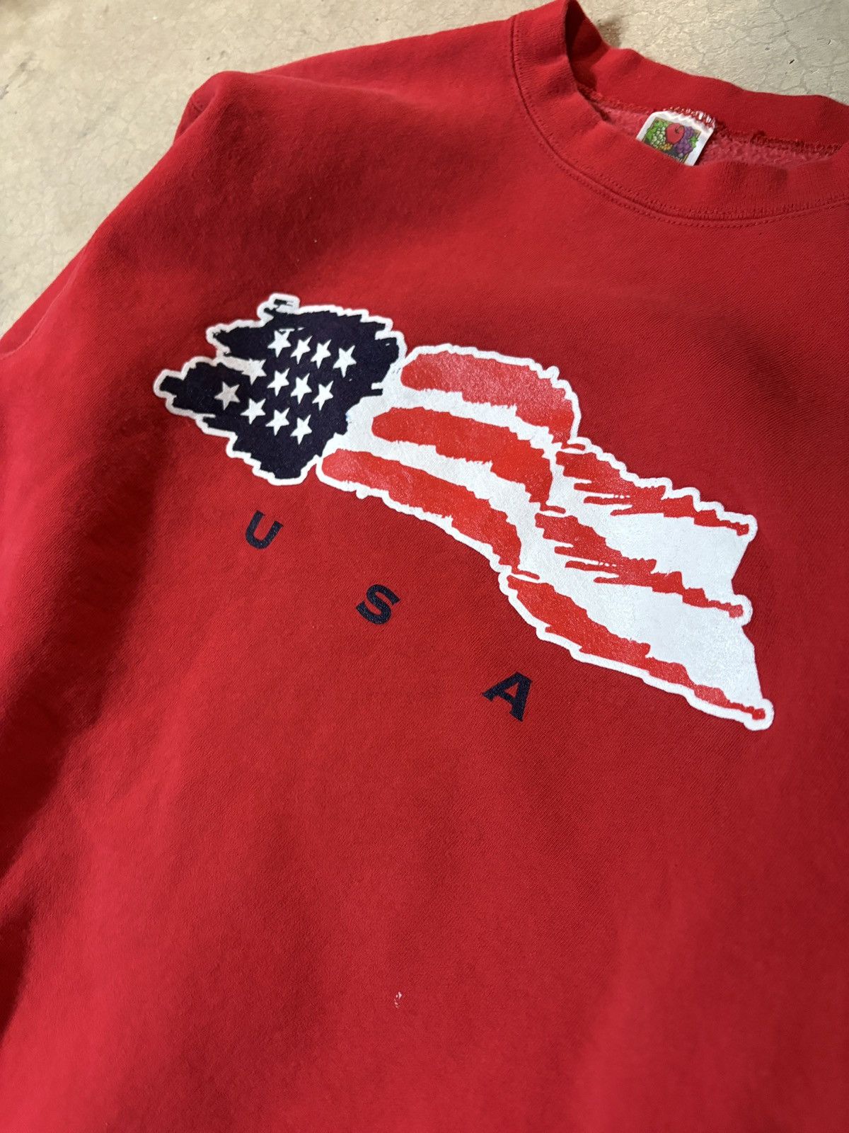 Fruit Of The Loom VTG 90s Fruit Of The Loom USA Flag Crewneck Sweatshirt Large Size US L / EU 52-54 / 3 - 2 Thumbnail