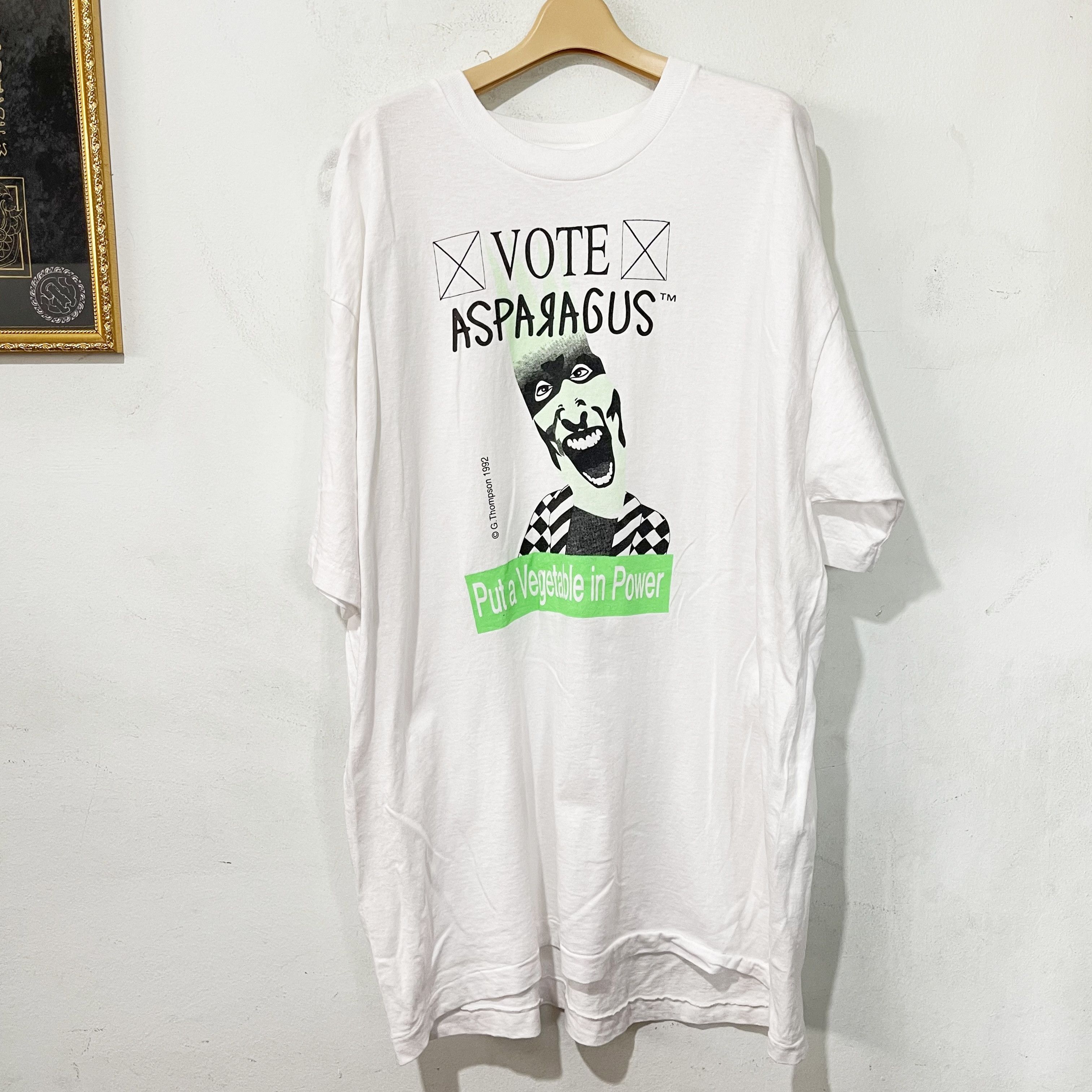 Vintage Vintage 1992 Vote Asparagus Put a Vegetable in Power T-Shirt Size US XXL / EU 58 / 5 - 1 Thumbnail