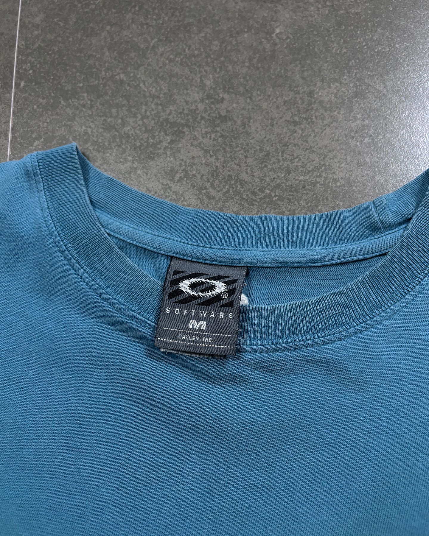Oakley Vintage Oakley Software Logo Skull Tee Size US M / EU 48-50 / 2 - 4 Thumbnail