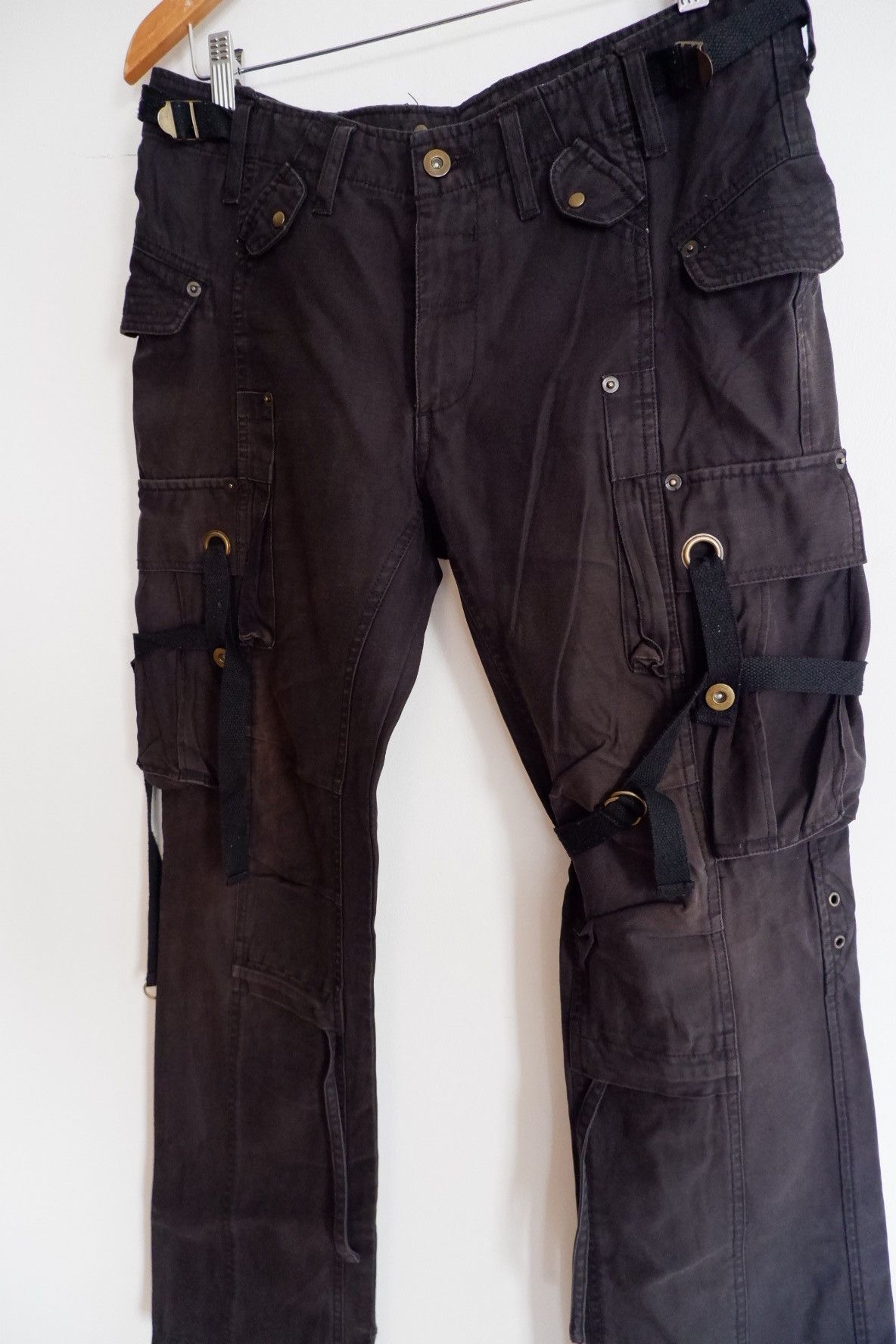 Japanese Brand Vintage Clonedevgru Bondage GasMask Cargo Pants Size US 32 / EU 48 - 4 Thumbnail
