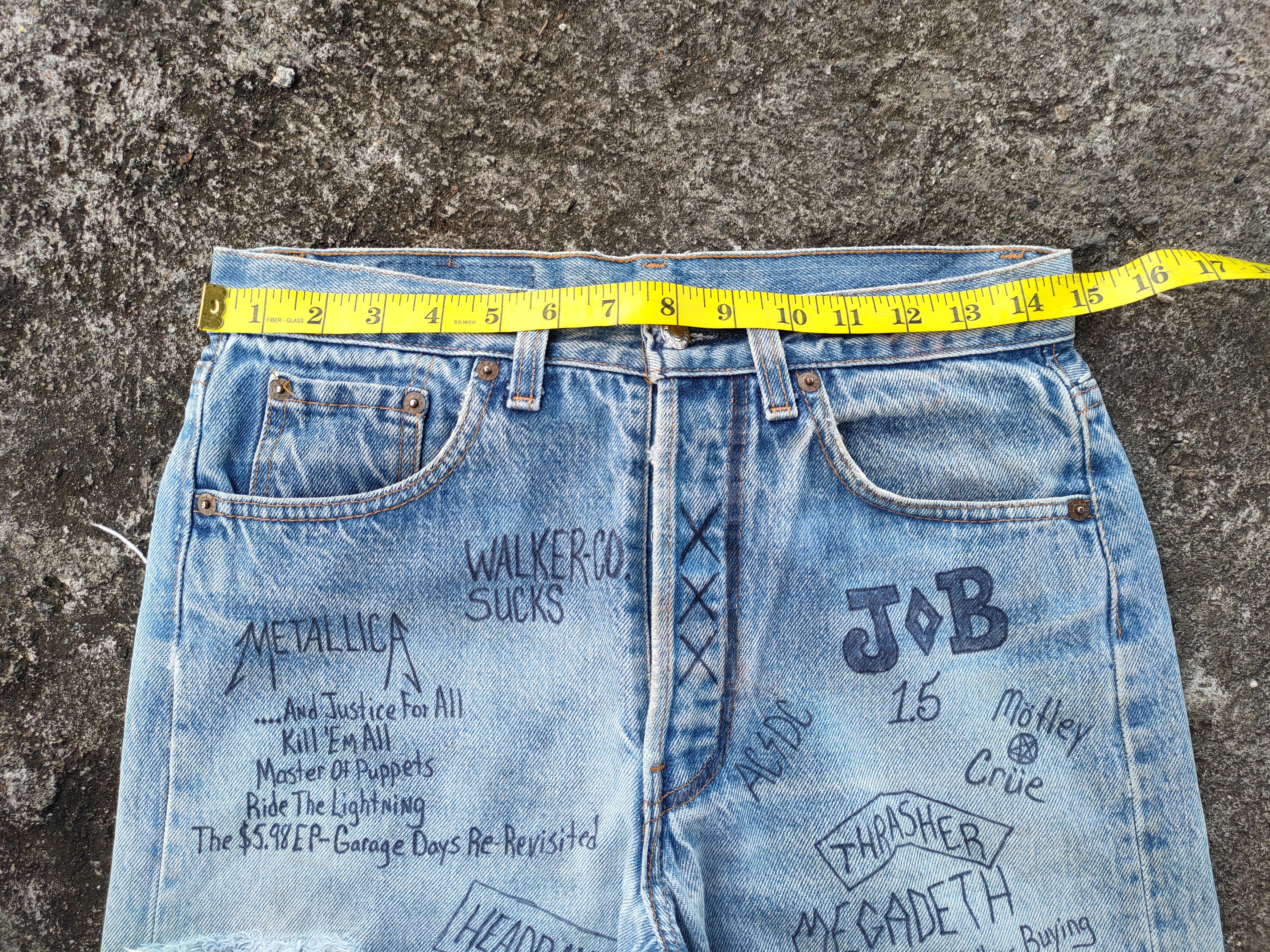 Levi's Vintage Clothing VINTAGE LEVI'S 501 BUTTON FLY JEANS RIPPED NAME BAND Size US 30 / EU 46 - 6 Thumbnail
