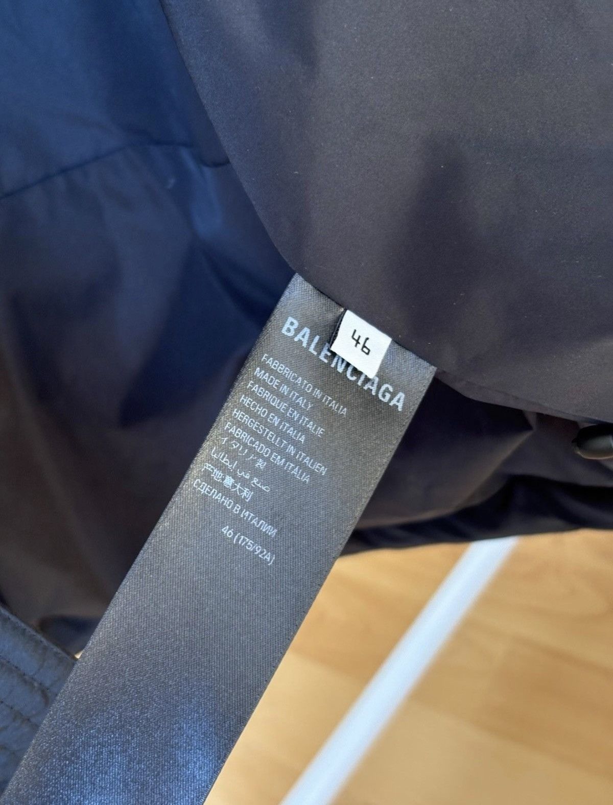 Balenciaga Balenciaga Cocoon Puffer Jacket / Gilet / Vest Black Size 46R - 8 Thumbnail