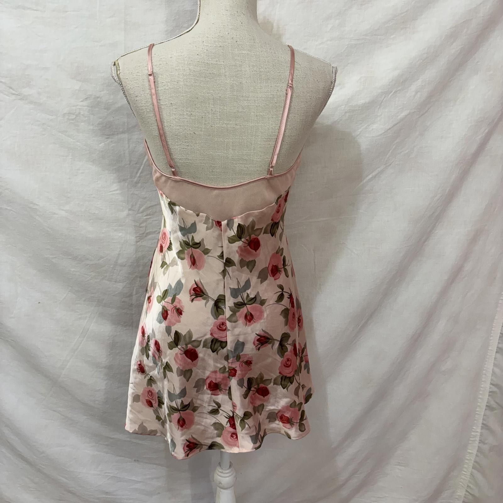 Other Vtg Romantic satin floral lingerie by Jaclyn Smith Size ONE SIZE - 4 Thumbnail
