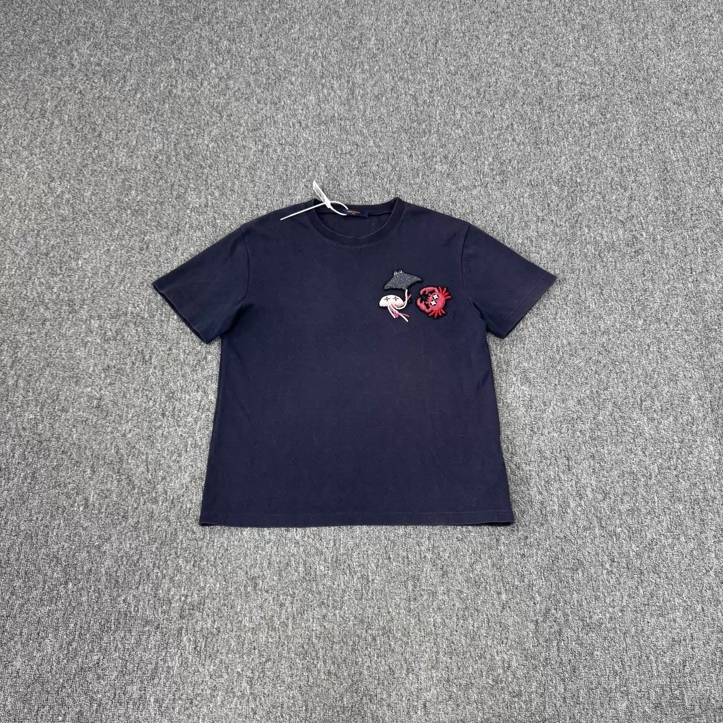 Louis Vuitton LV Ocean Animal Beaded Subtle Allover Navy L 98N Size US L / EU 52-54 / 3 - 1 Thumbnail
