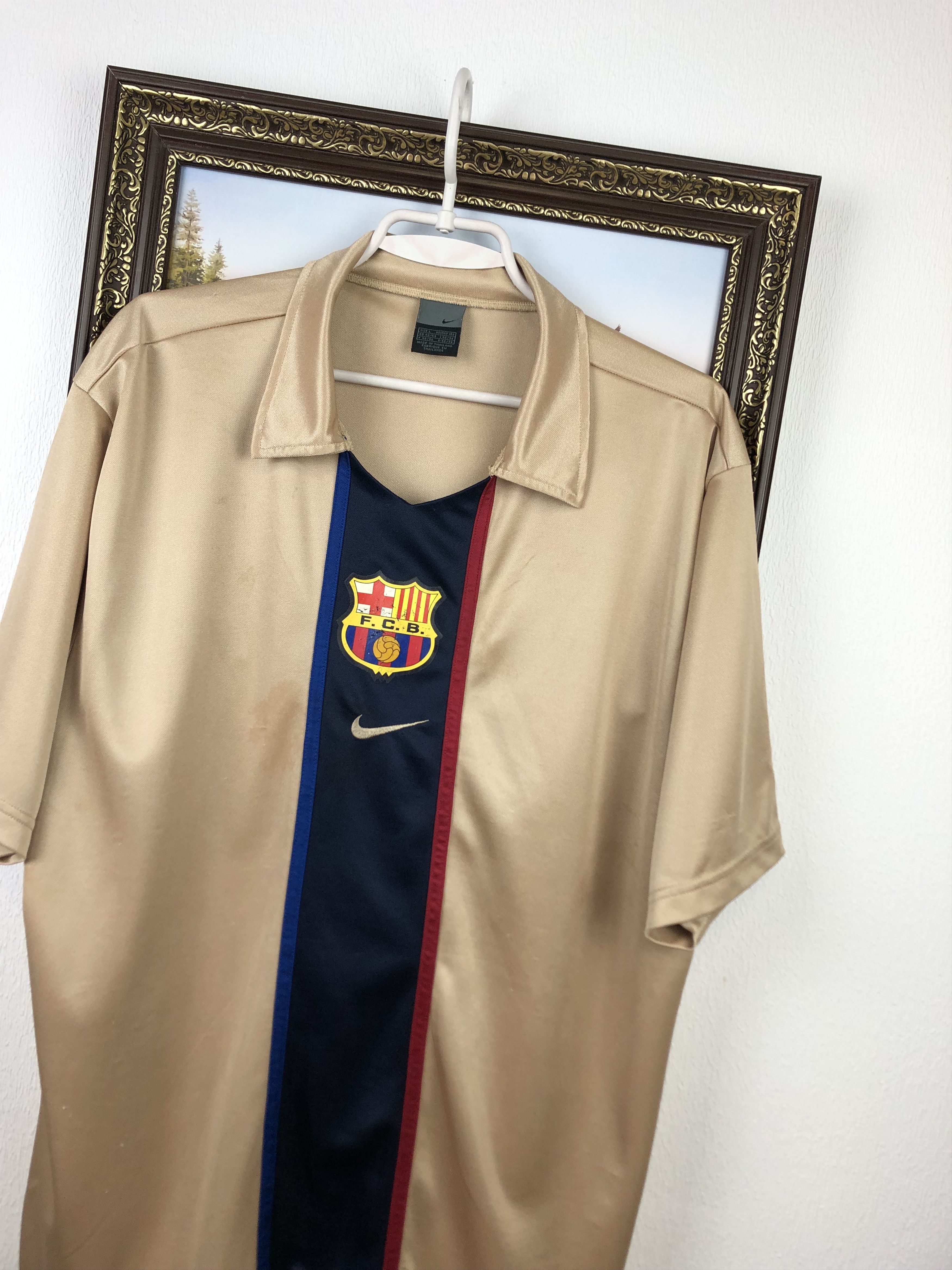 Nike × Vintage Barcelona shirt 2001 Soccer Nike Jersey Mens Camiseta Gold Size US L / EU 52-54 / 3 - 4 Thumbnail