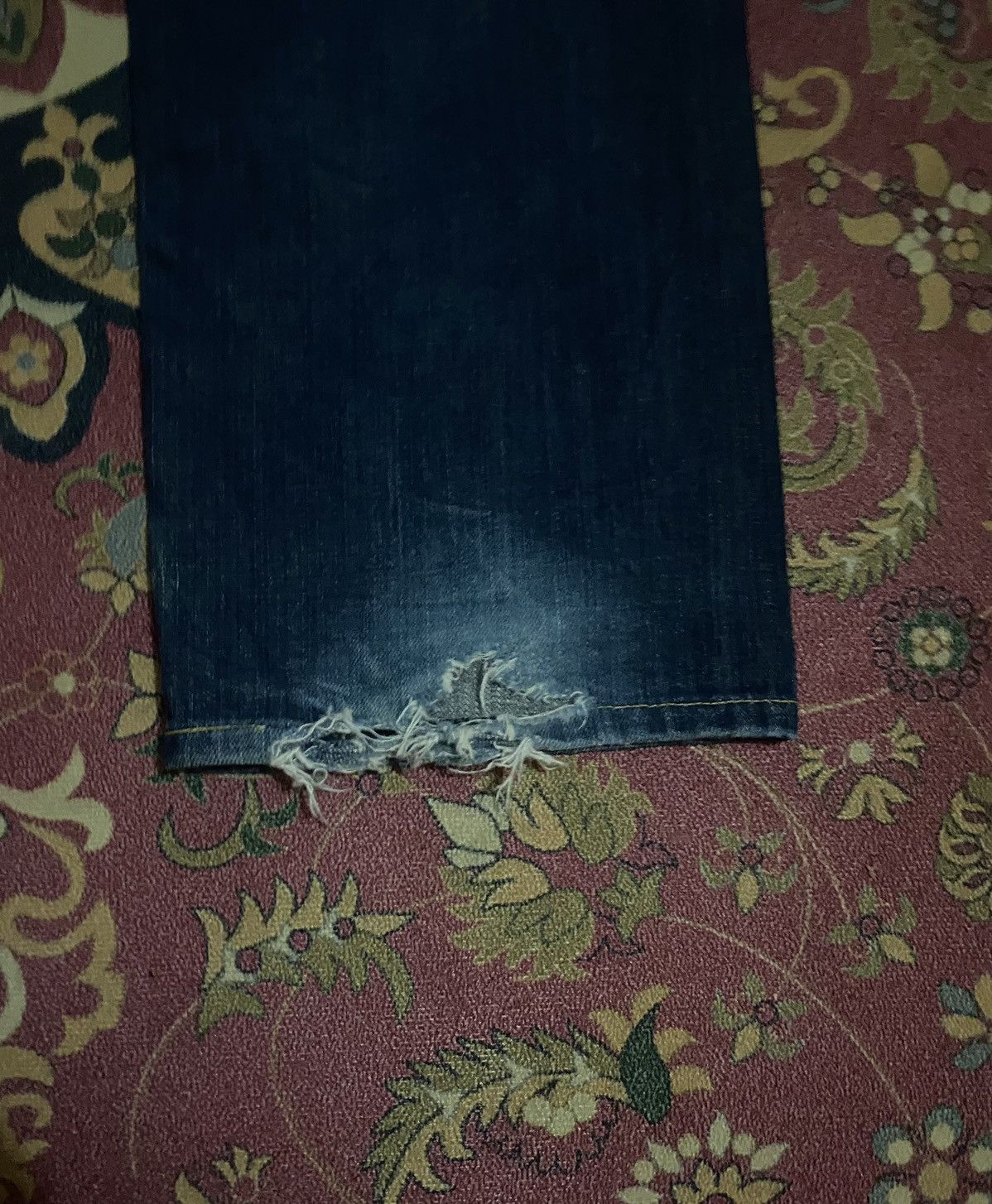 Designer × Japanese Brand × Vintage Cune Japan Distressed Rabbit Printed Denim Pants Size US 30 / EU 46 - 8 Thumbnail