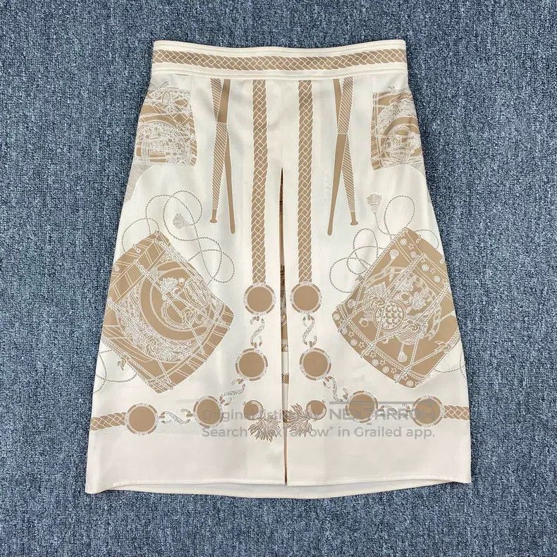 Hermes Hermes Silk Vintage Printed Skirt Size 42" / US 20 - 1 Thumbnail
