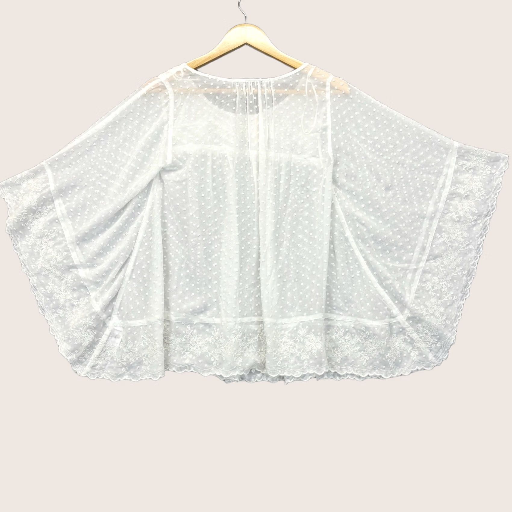 Vintage VINTAGE South Boho Blouse Size Medium Women’s Embroidered White New With Defect Floral Size M / US 6-8 / IT 42-44 - 1 Thumbnail