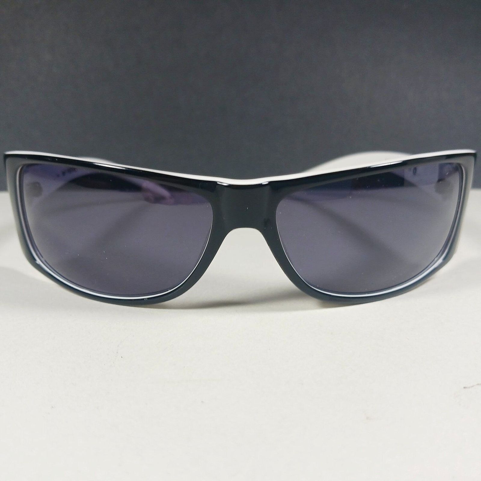 Designer × GF Ferre GF Ferre FF54302 White/Black Subtle Designer Wrap Sunglasses Size ONE SIZE - 2 Thumbnail