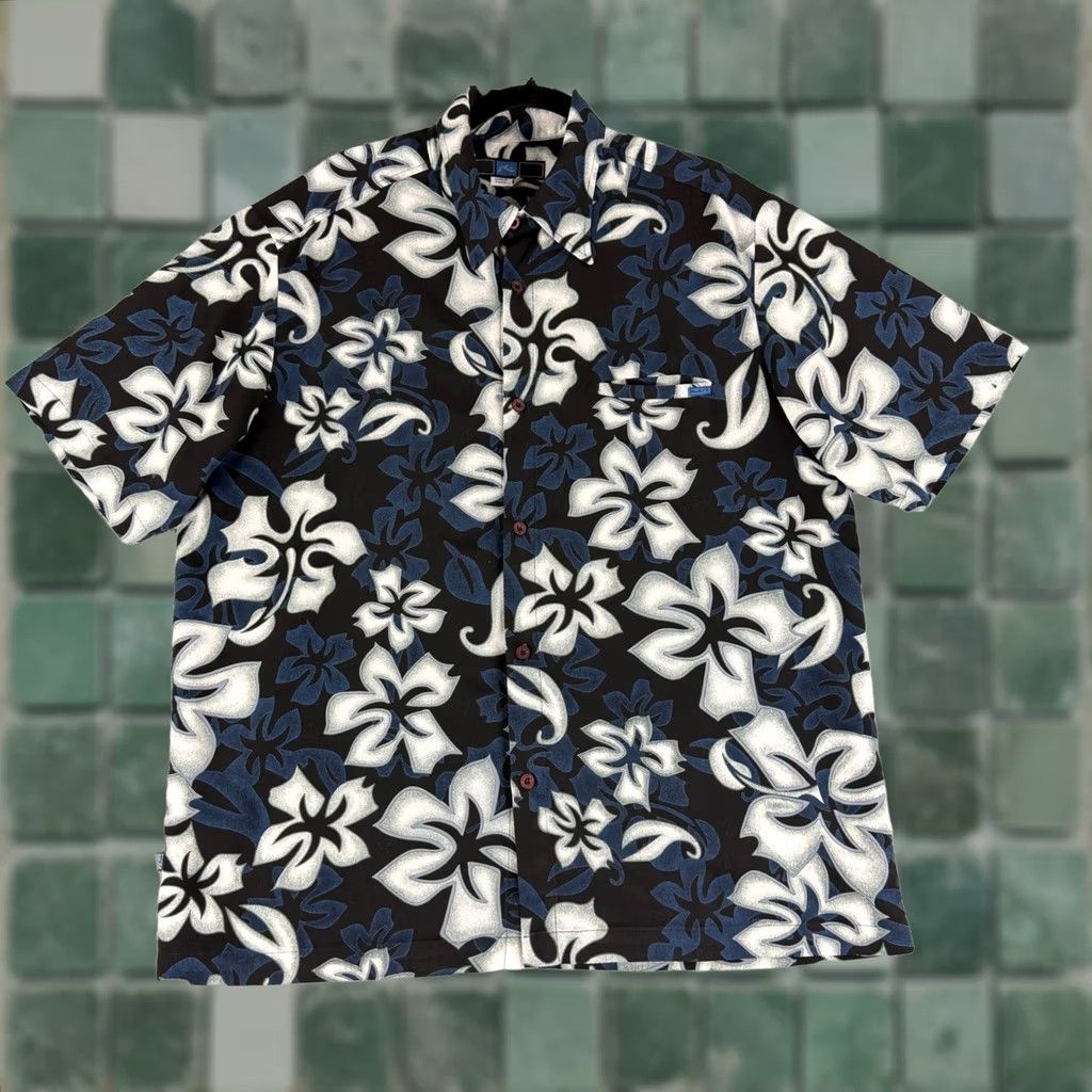 Rusty VINTAGE Rusty Button-Up Shirt Mens XL Black Blue Floral Hibiscus Tropical Surf Shirt Size US XL / EU 56 / 4 - 1 Thumbnail