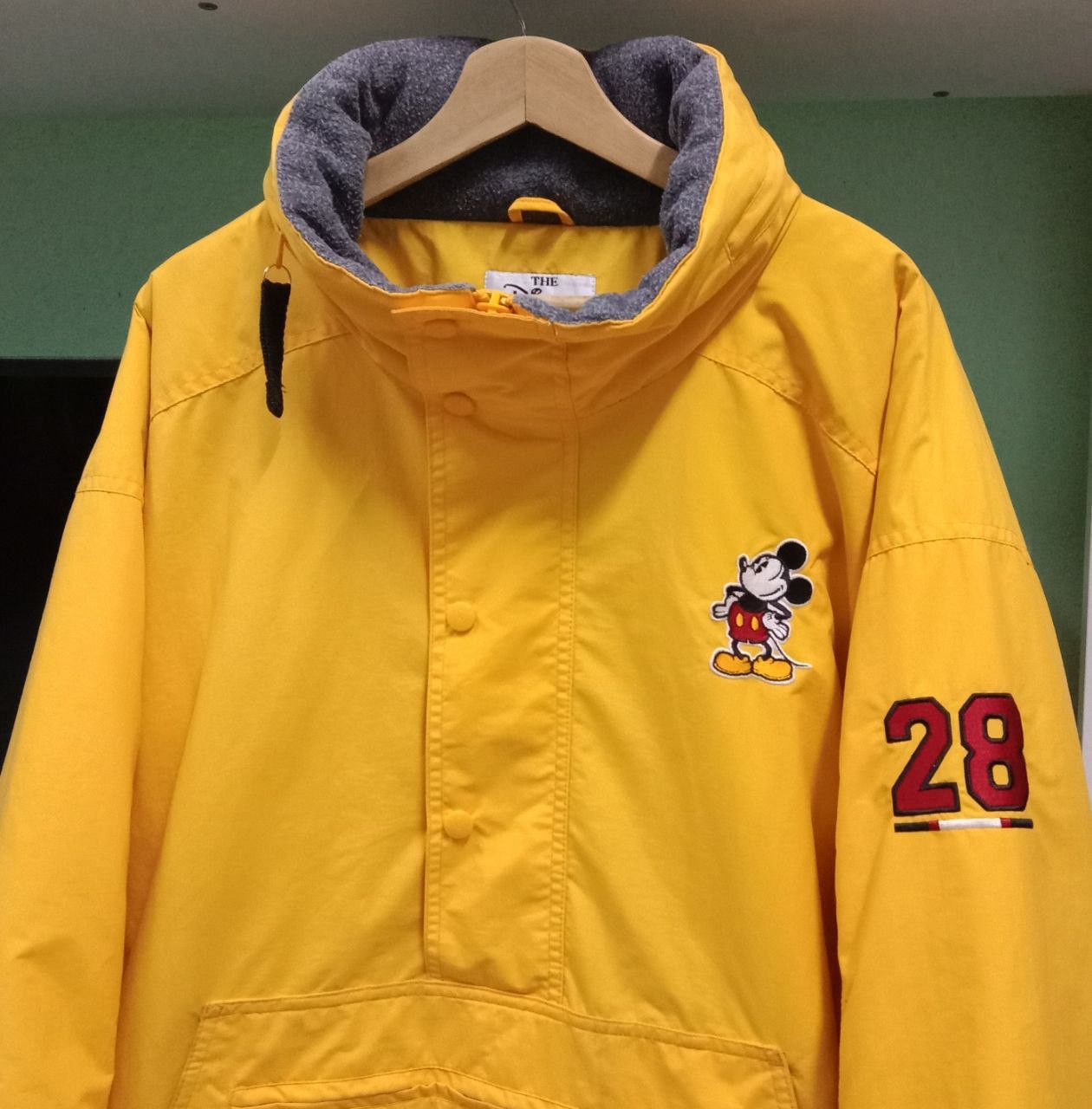 Mickey Mouse The Disney Store Mickey Mouse Pullover Jacket Size US XL / EU 56 / 4 - 3 Thumbnail