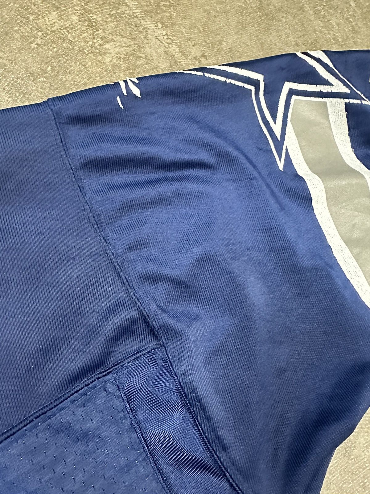 Reebok Crazy Y2K Reebok Dallas Cowboys Owens #81 NFL Jersey Size US M / EU 48-50 / 2 - 10 Thumbnail