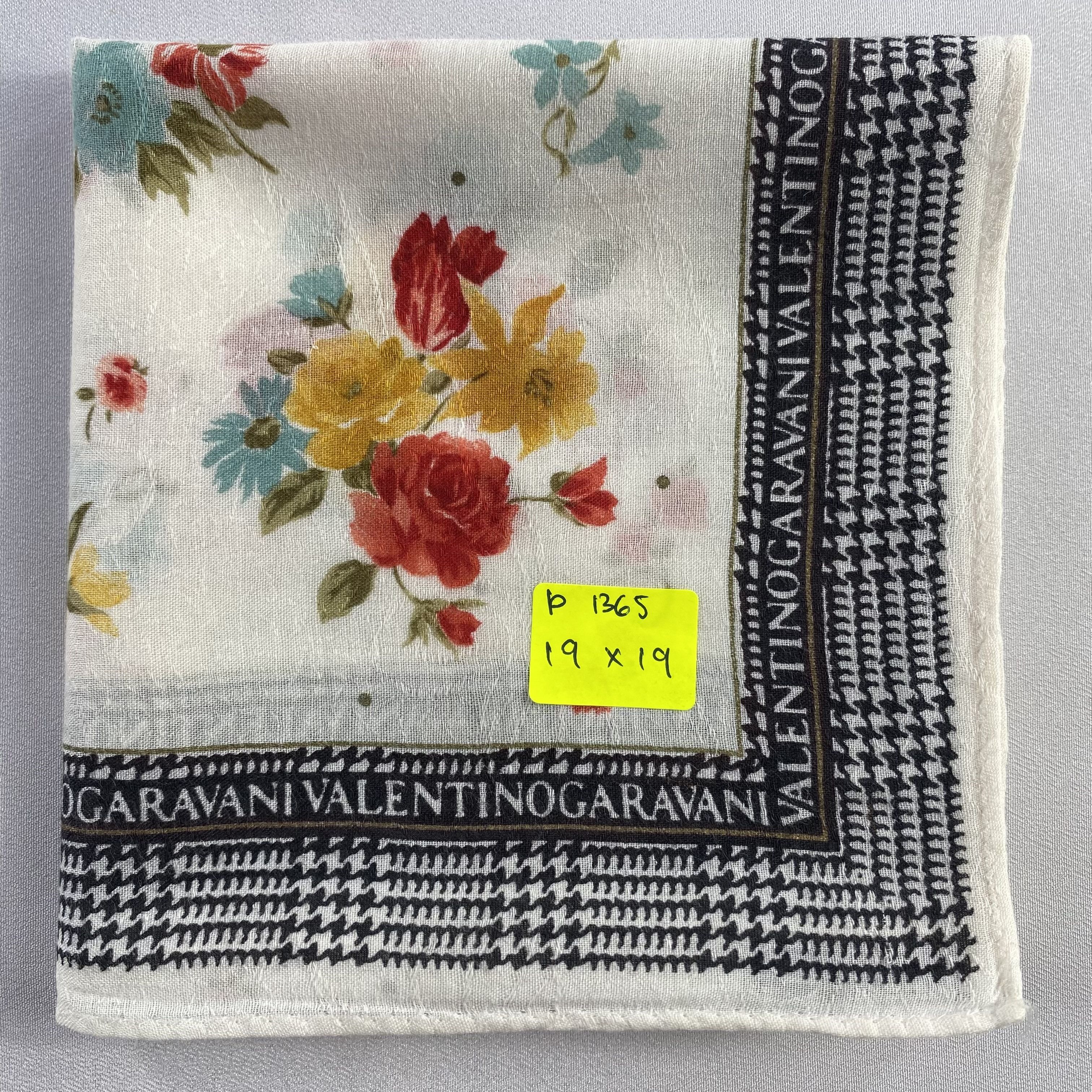 Valentino × Vintage Valentino Garavani Bandana/ Handkerchief / Neckerchief-P1365 Size ONE SIZE - 5 Thumbnail