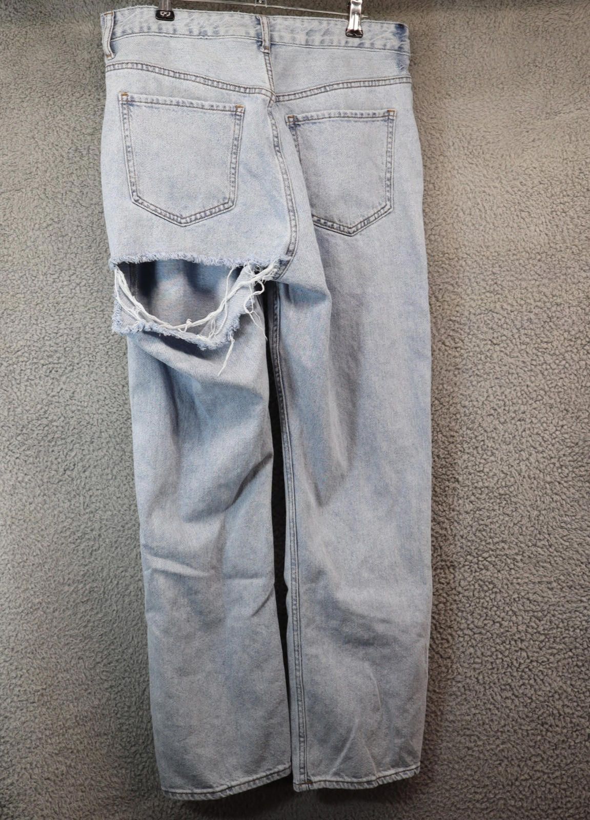 Other Song Timeless Fit Jeans Womens 11/30 Light Wash Destroyed Size 34" / US 12 / IT 48 - 4 Thumbnail