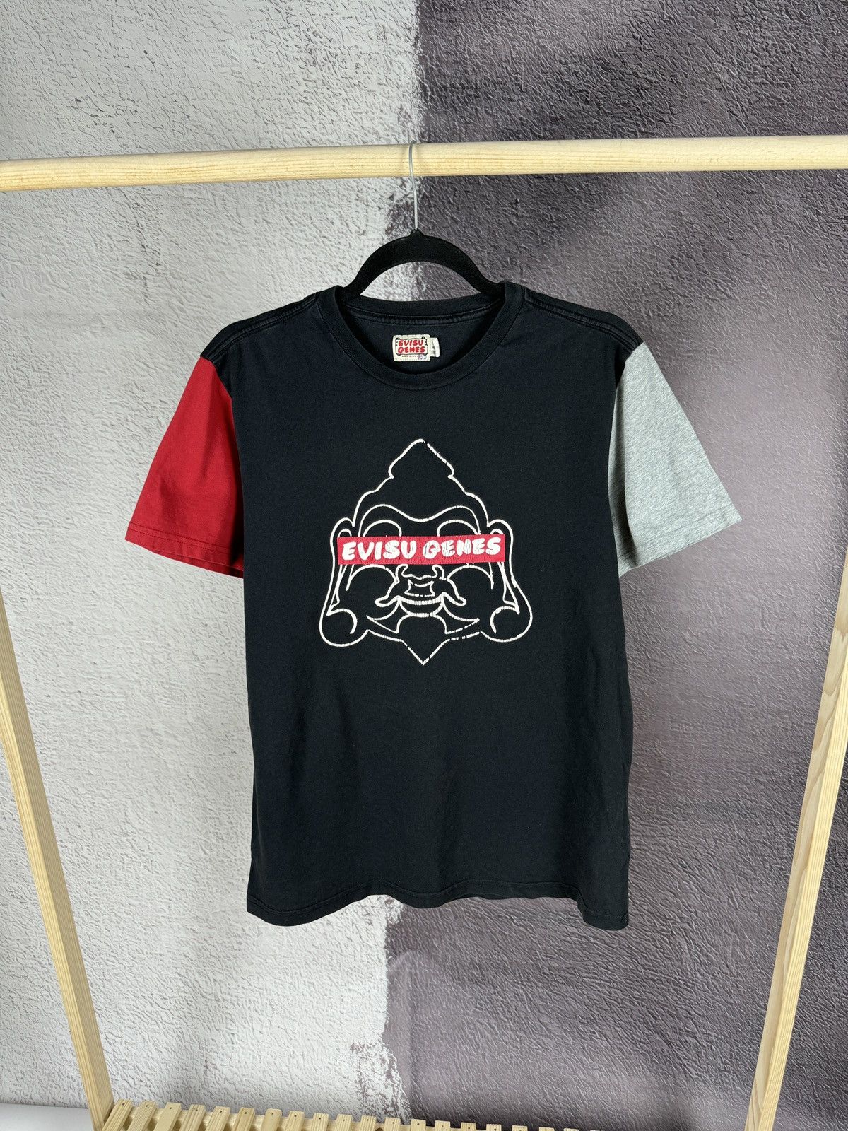 Evisu Evisu Genes Buddha Tshirt Mens Size Medium Black Red Japan Size US M / EU 48-50 / 2 - 1 Thumbnail
