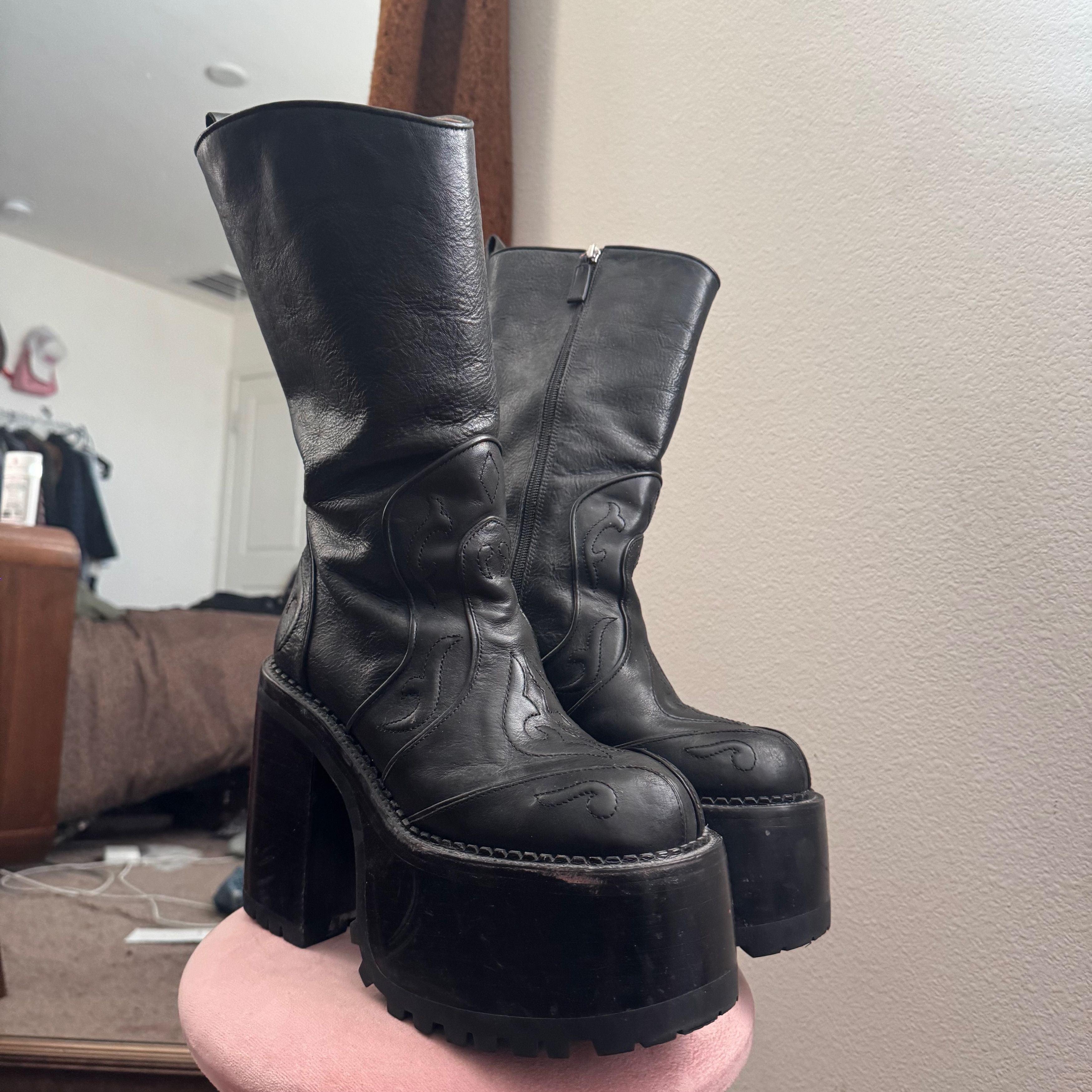 Marc Jacobs Marc Jacobs HEAVEN MARGARET Boots RARE Black Leather Women's Size US 9 / IT 39 - 1 Thumbnail