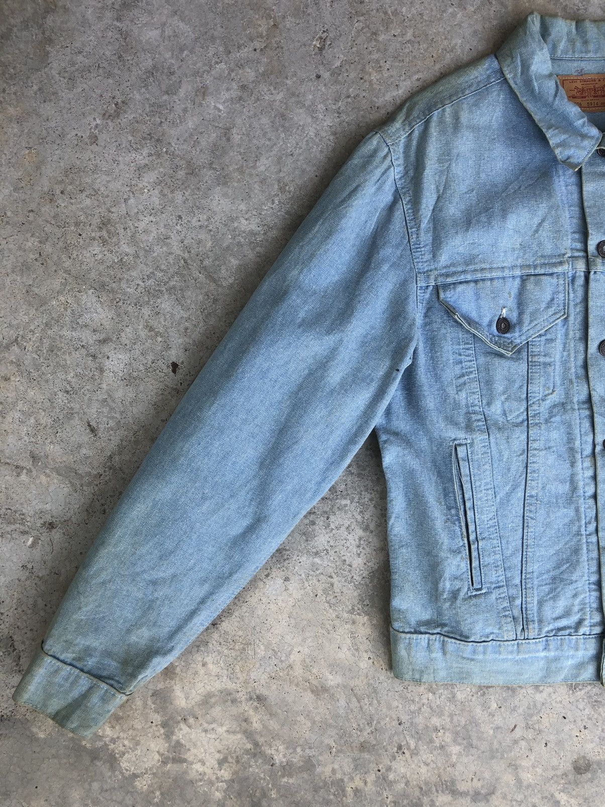 Levi's Vintage 80’s Levi’s Denim Jacket Distressed Size US M / EU 48-50 / 2 - 3 Thumbnail
