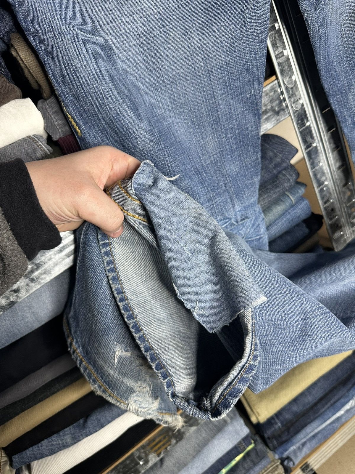 True Religion True Religion Flared Bootcut Blue Denim Jeans Size 28 Size 28" / US 6 / IT 42 - 15 Thumbnail