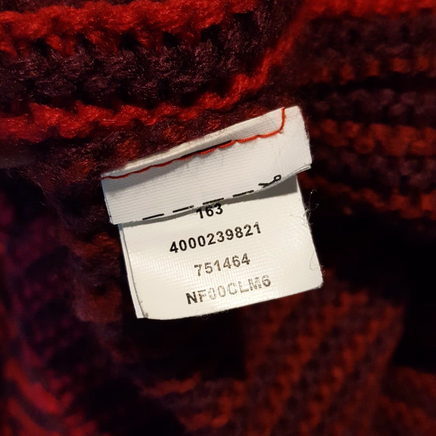 The North Face VINTAGE The North Face Striped Loop Scarf Winter Wrap Stole Outdoor Hiking Neck Warmer Women Scarf Red 90s Retro Bohemian Fashion Outdoor Neck Warmer Size ONE SIZE - 5 Thumbnail